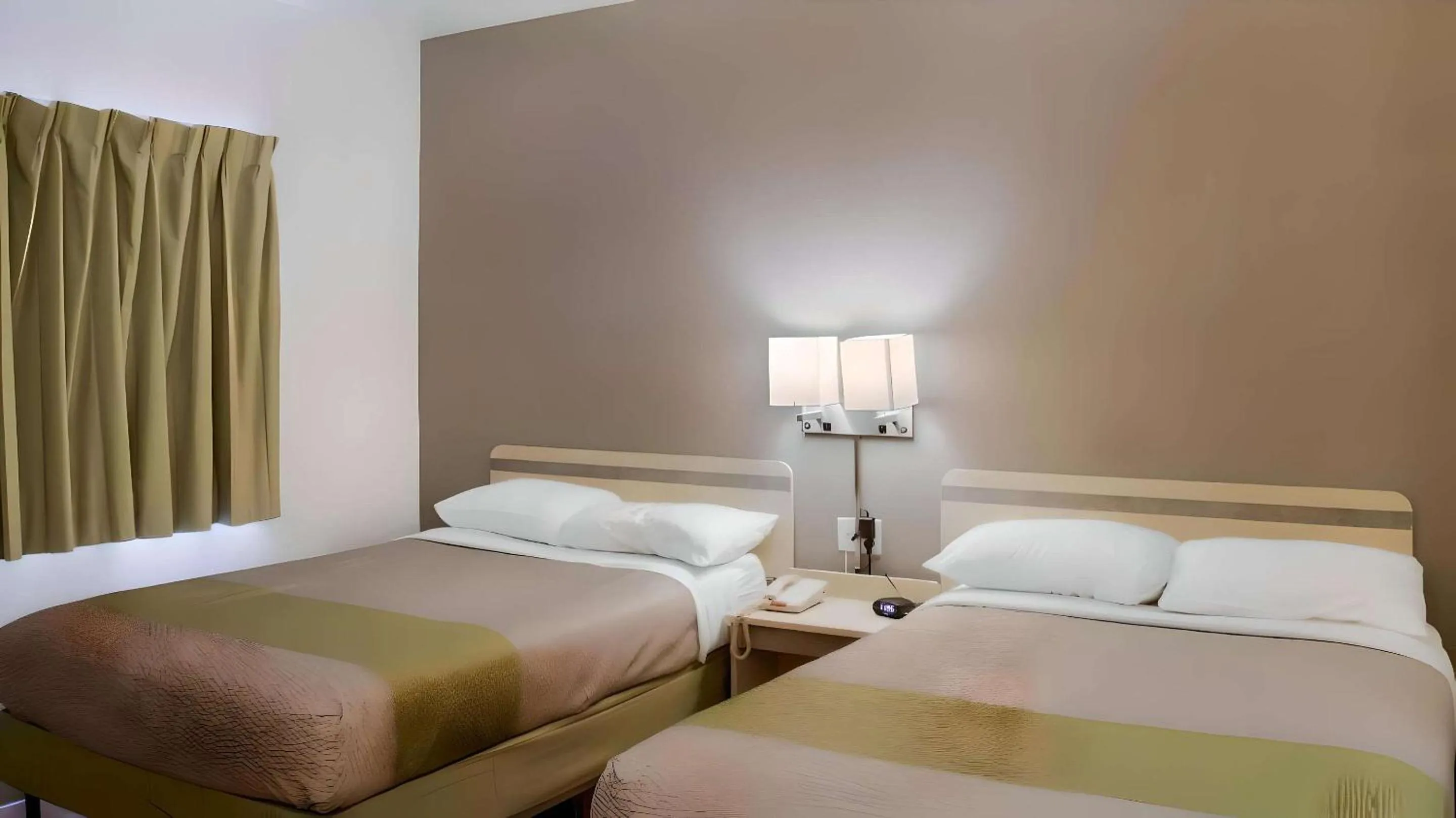 Bedroom, Bed in Suburban Studios Fishers Indianapolis