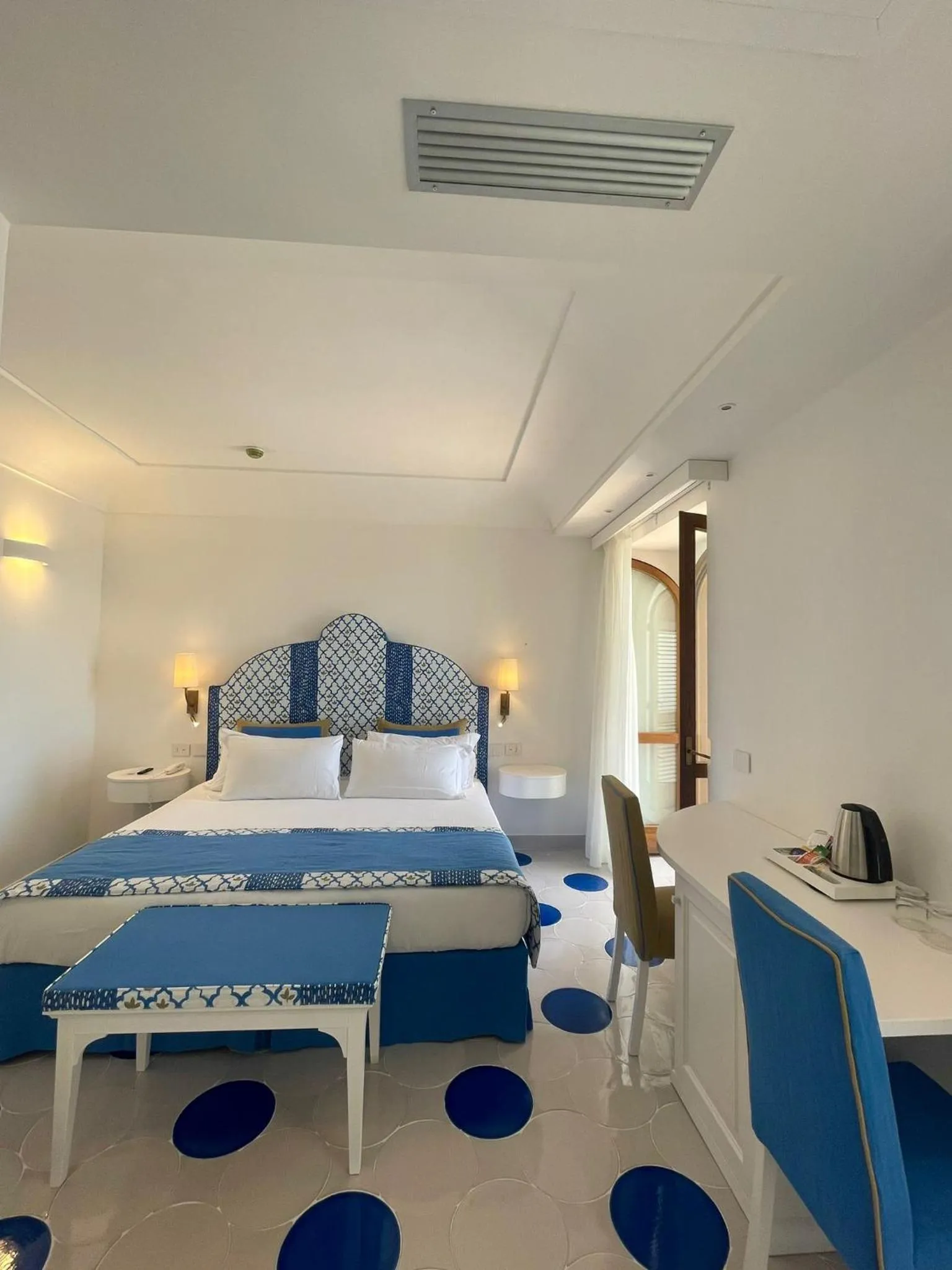 Bedroom, Bed in Hotel Il Gabbiano