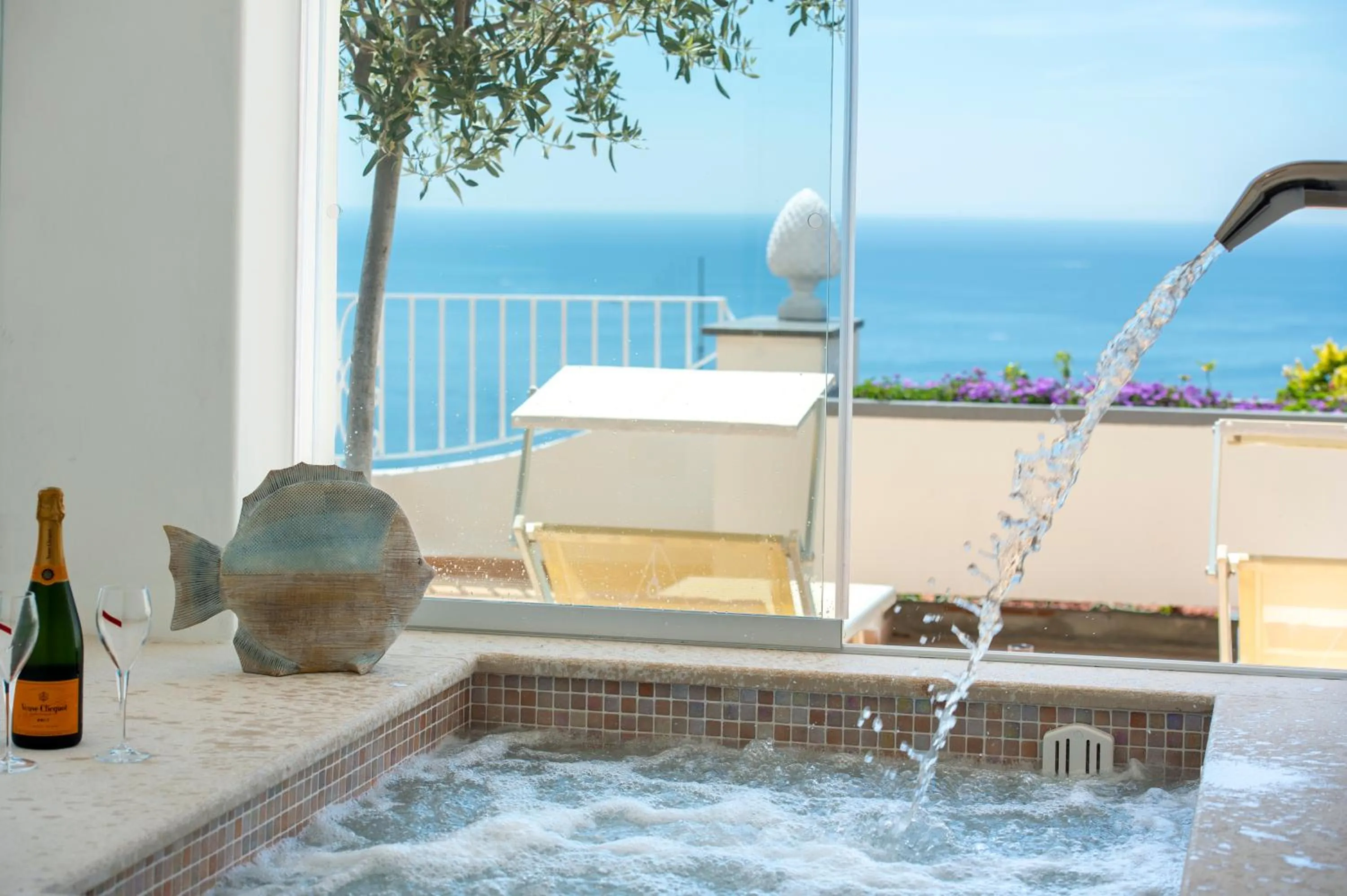Bathroom in Hotel Il Gabbiano
