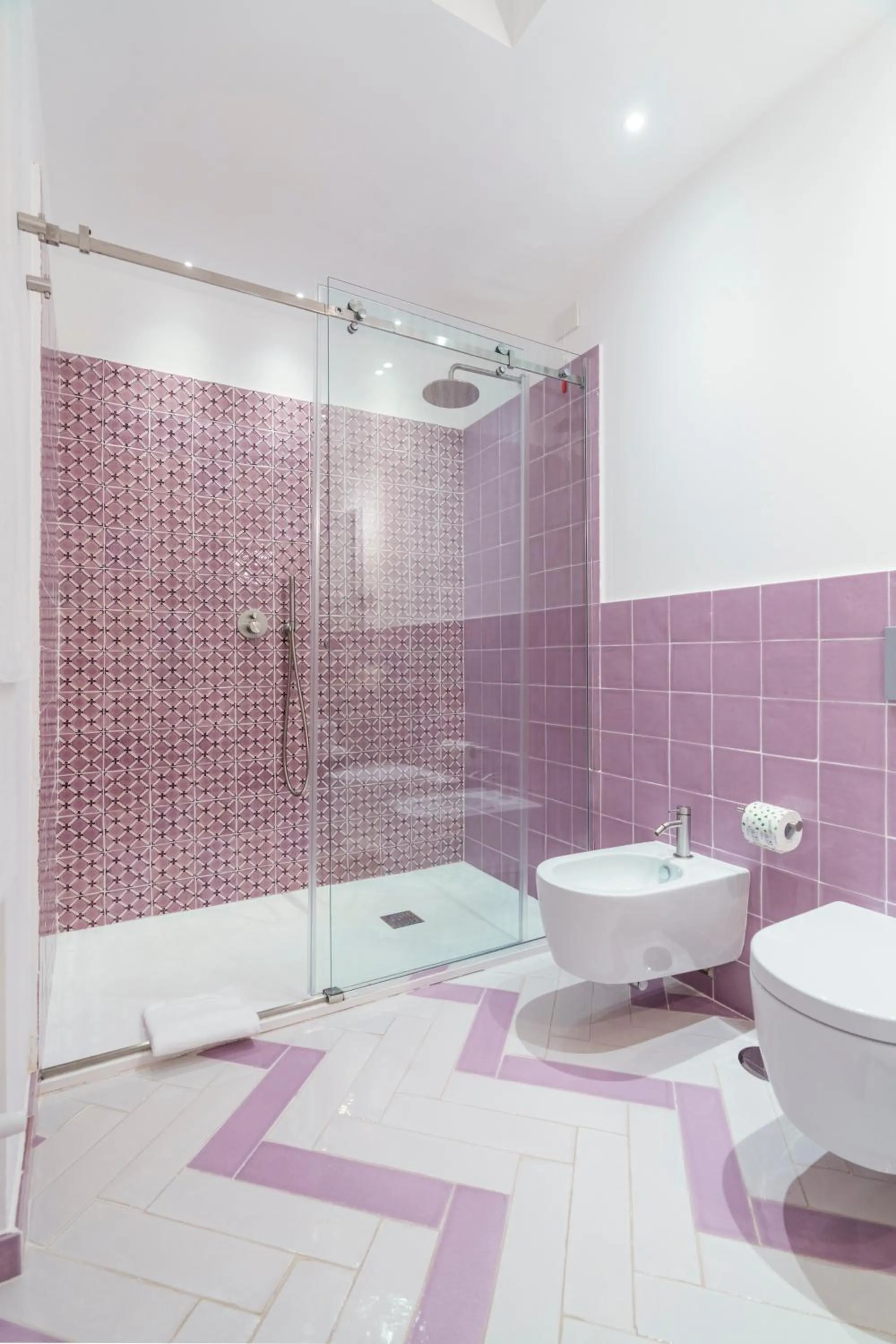 Shower in Hotel Il Gabbiano