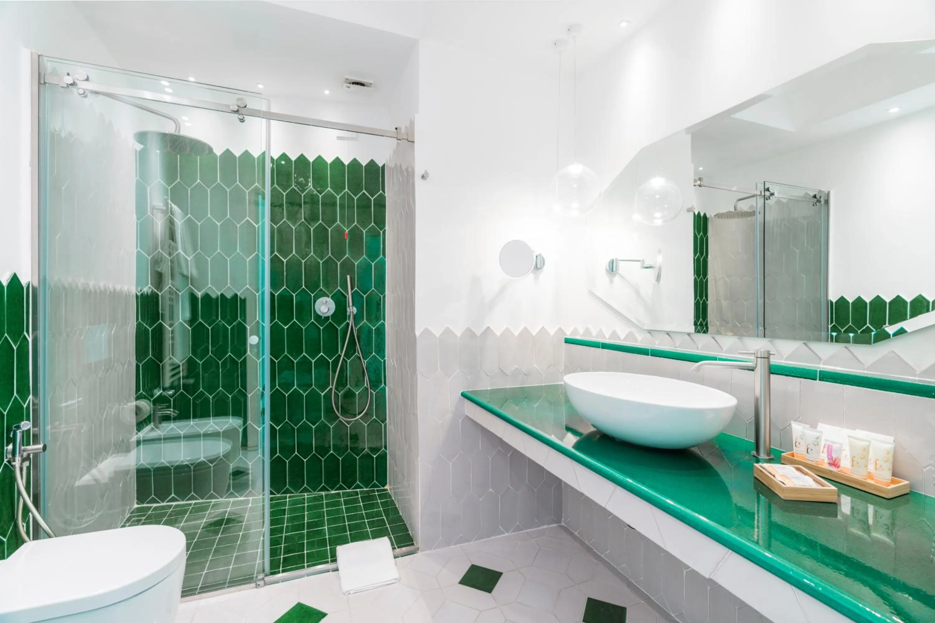 Shower in Hotel Il Gabbiano