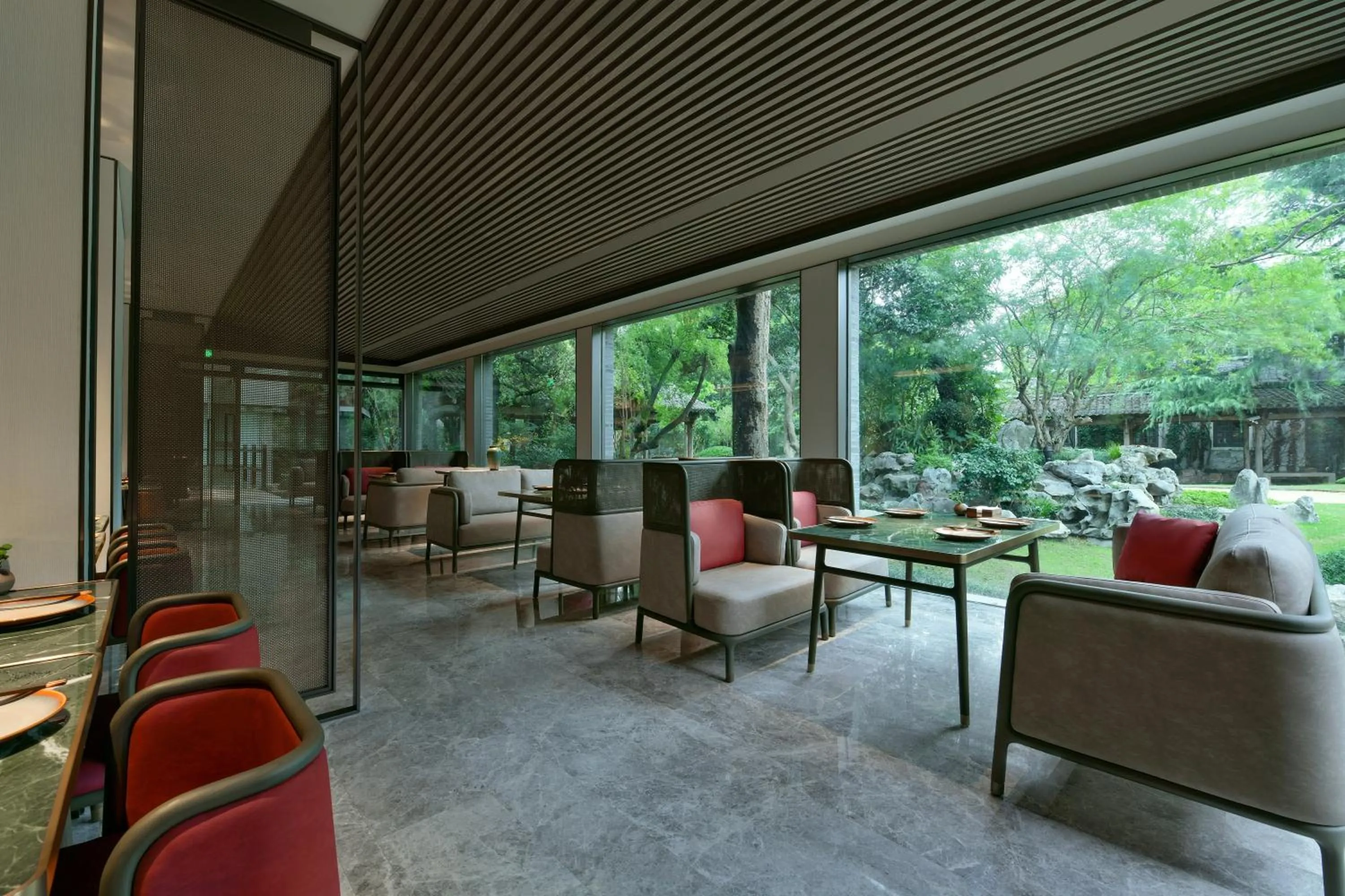 Restaurant/places to eat in JOYA Hotel Shanghai Jiading