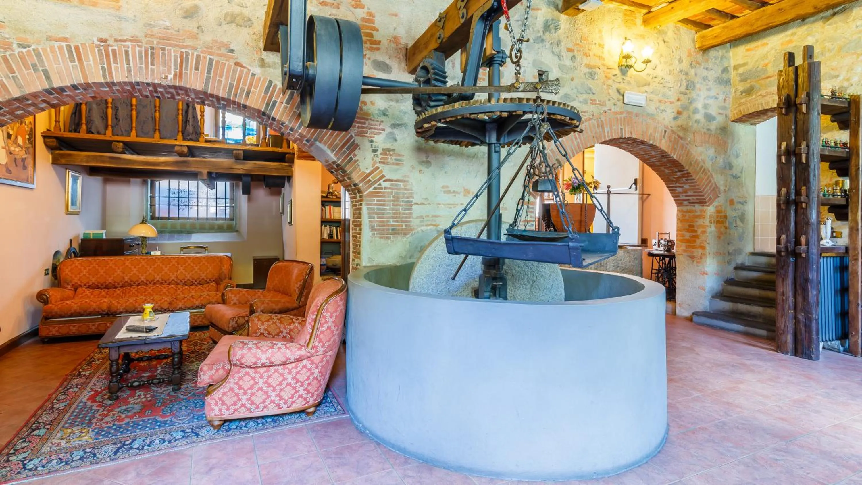 Communal lounge/ TV room in Villaggio Albergo San Lorenzo e Santa Caterina