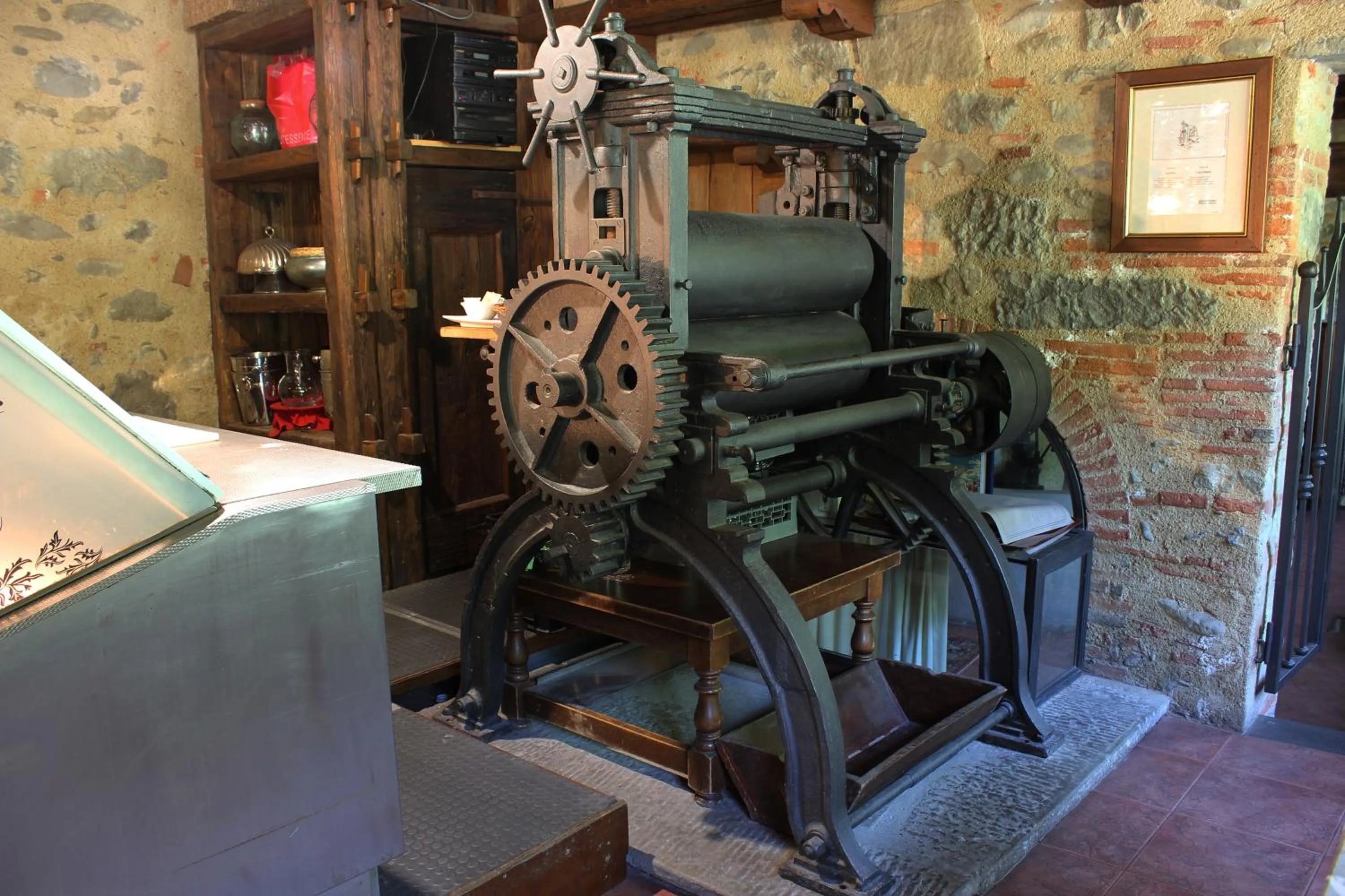 Decorative detail in Villaggio Albergo San Lorenzo e Santa Caterina