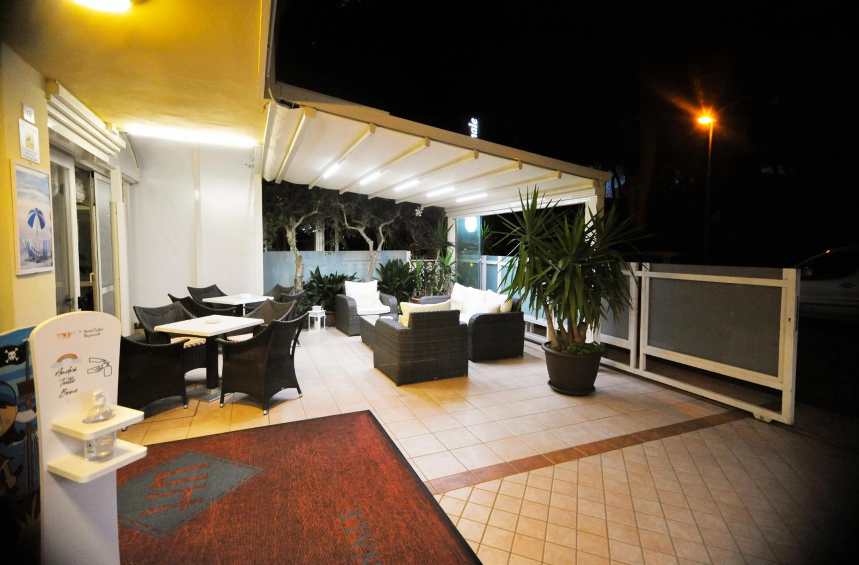 Property building in Hotel Tulipe Nazionale