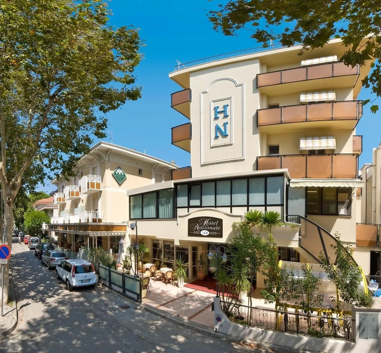 Property building in Hotel Tulipe Nazionale