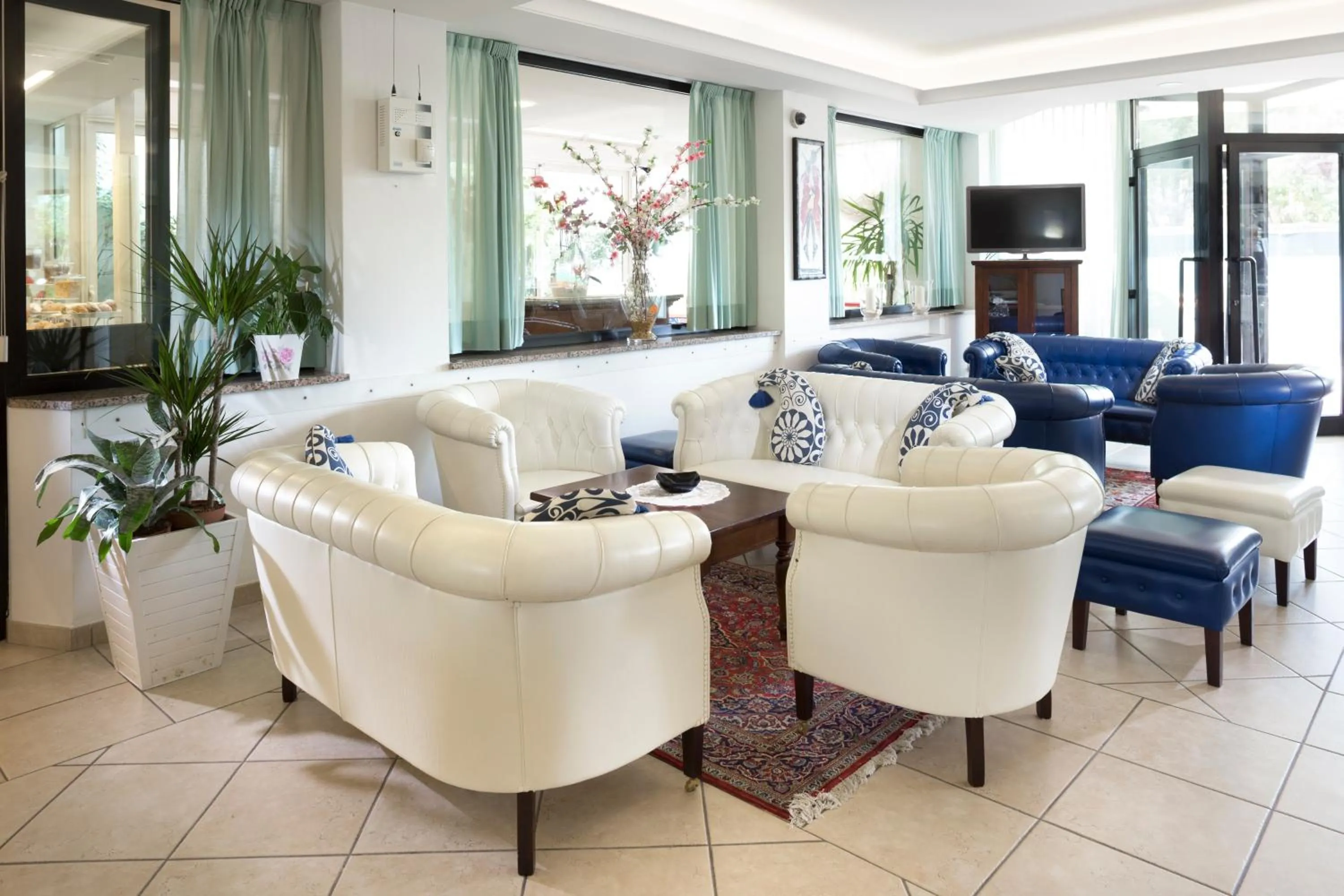 Lobby or reception in Hotel Tulipe Nazionale