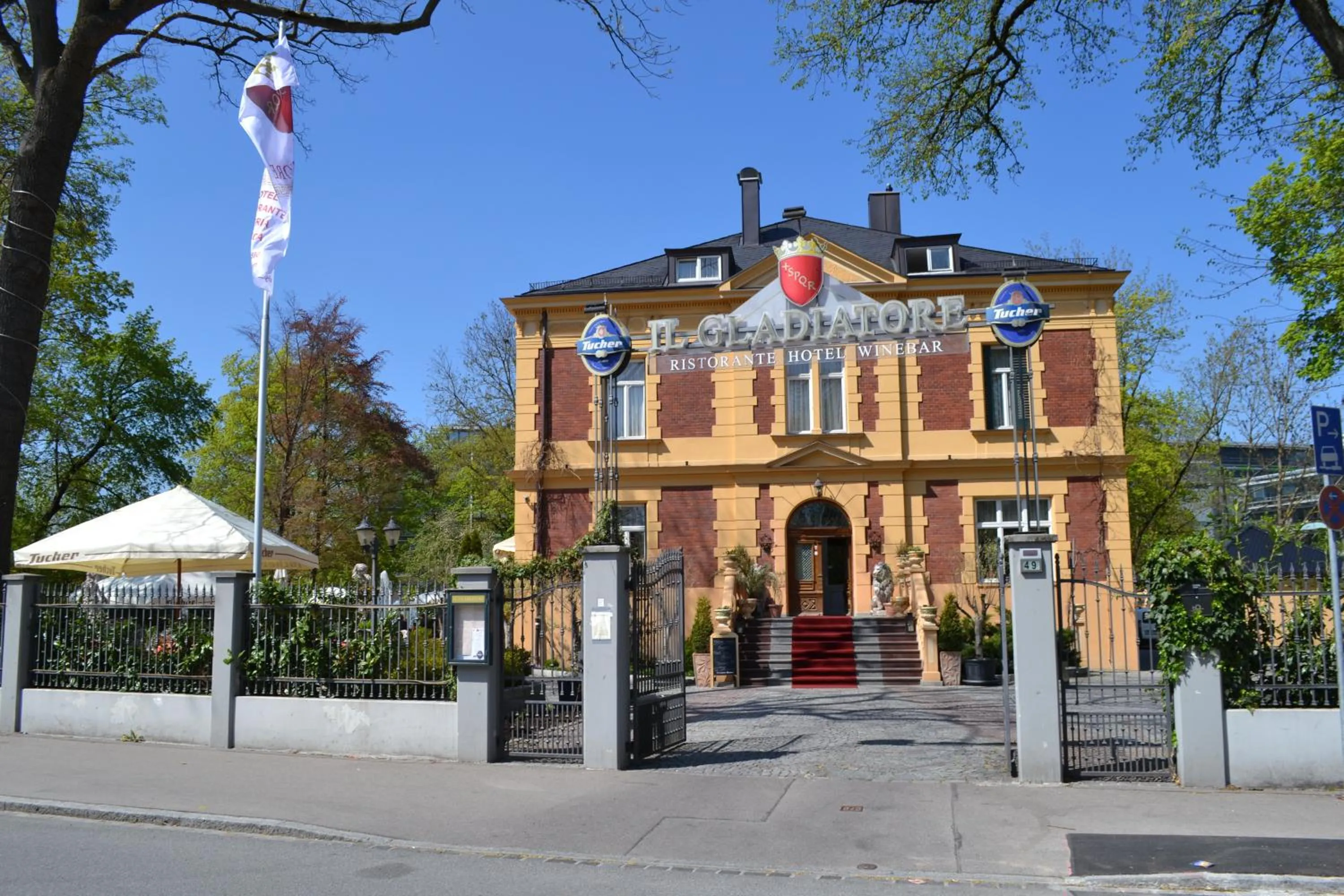 Facade/entrance in Il Gladiatore