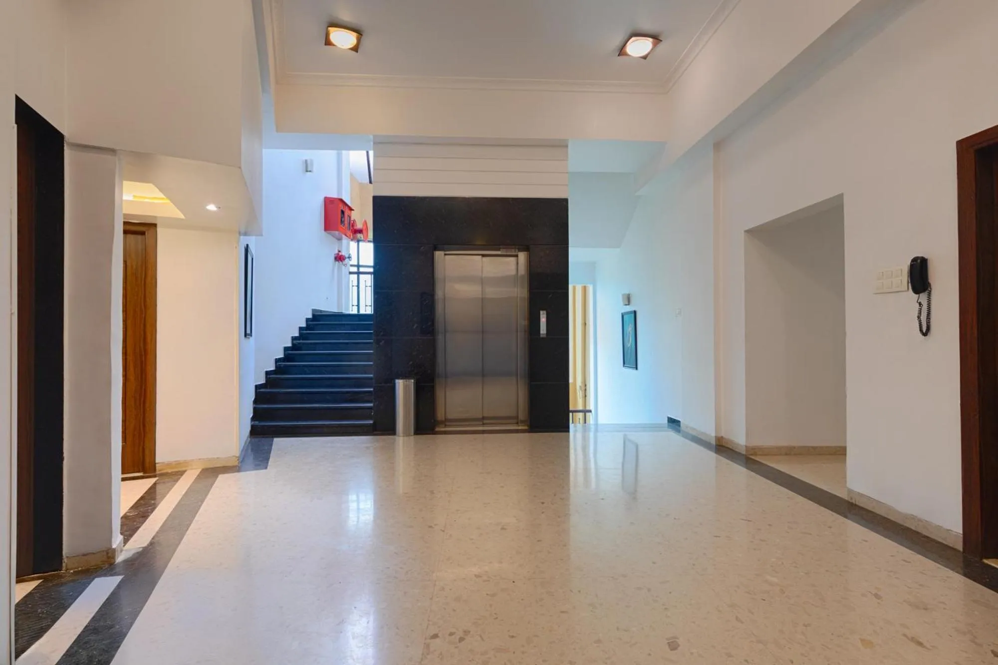 Lobby or reception in Aveda Diwatel