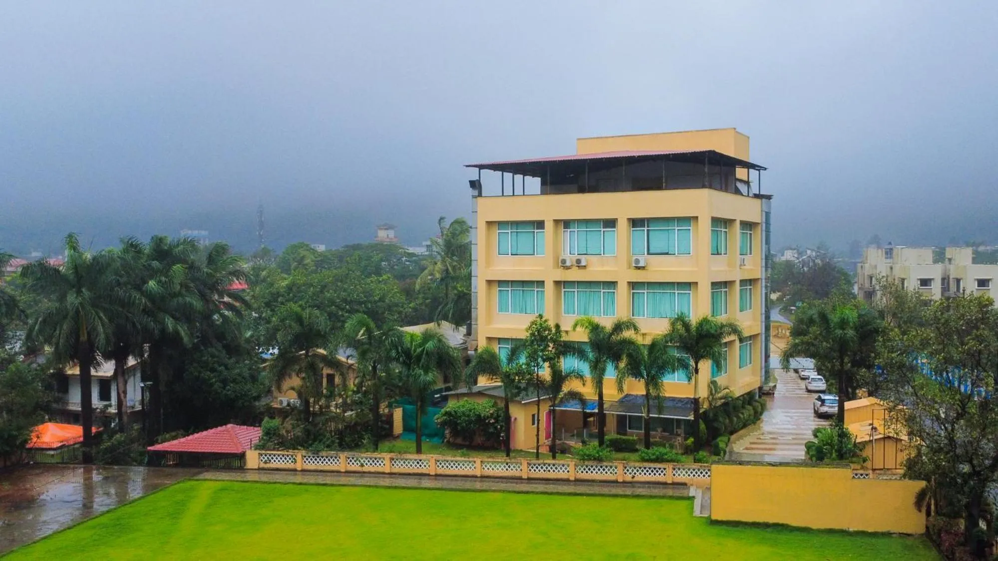 Property building in Aveda Diwatel