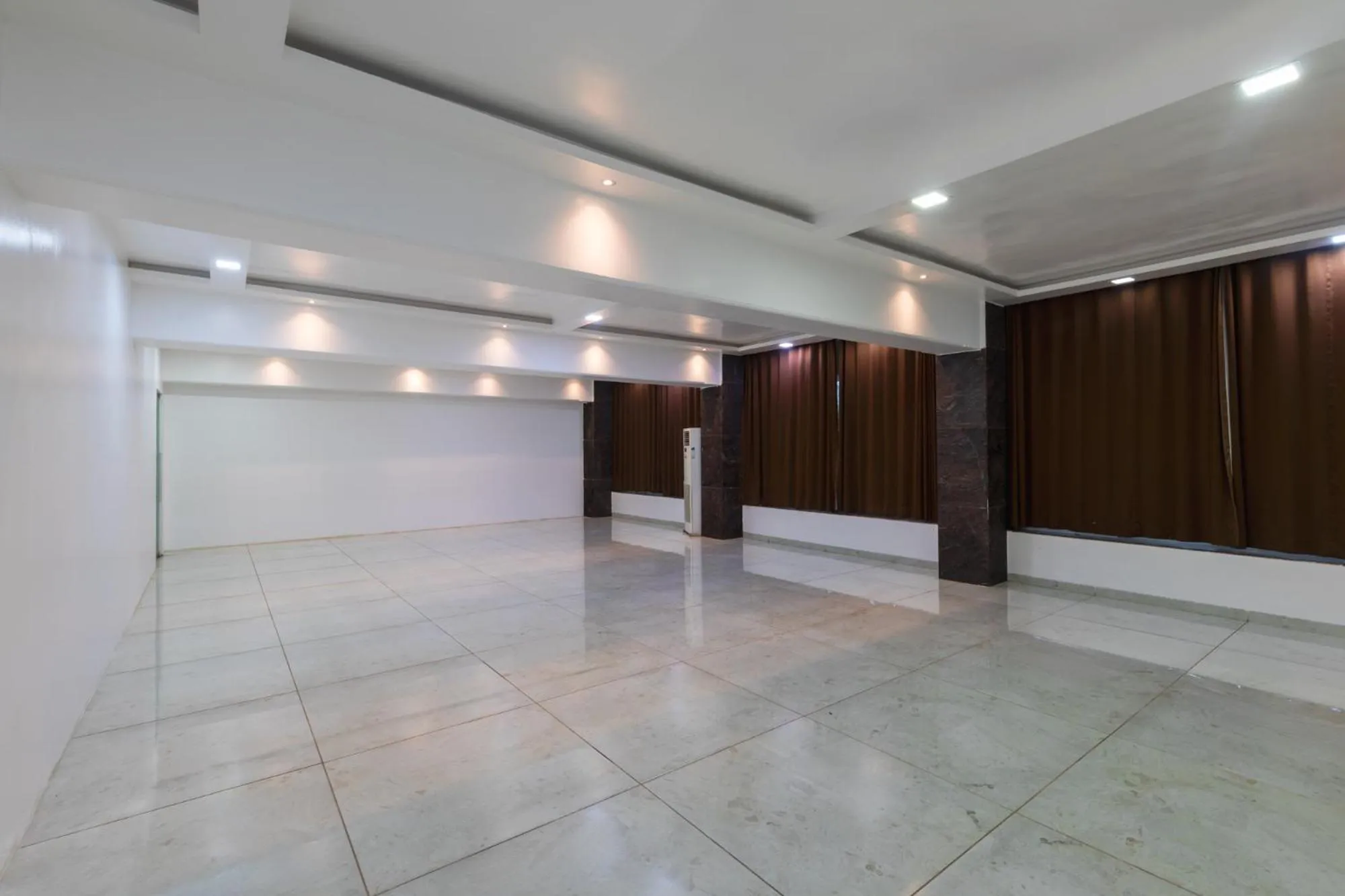 Banquet/Function facilities in Aveda Diwatel