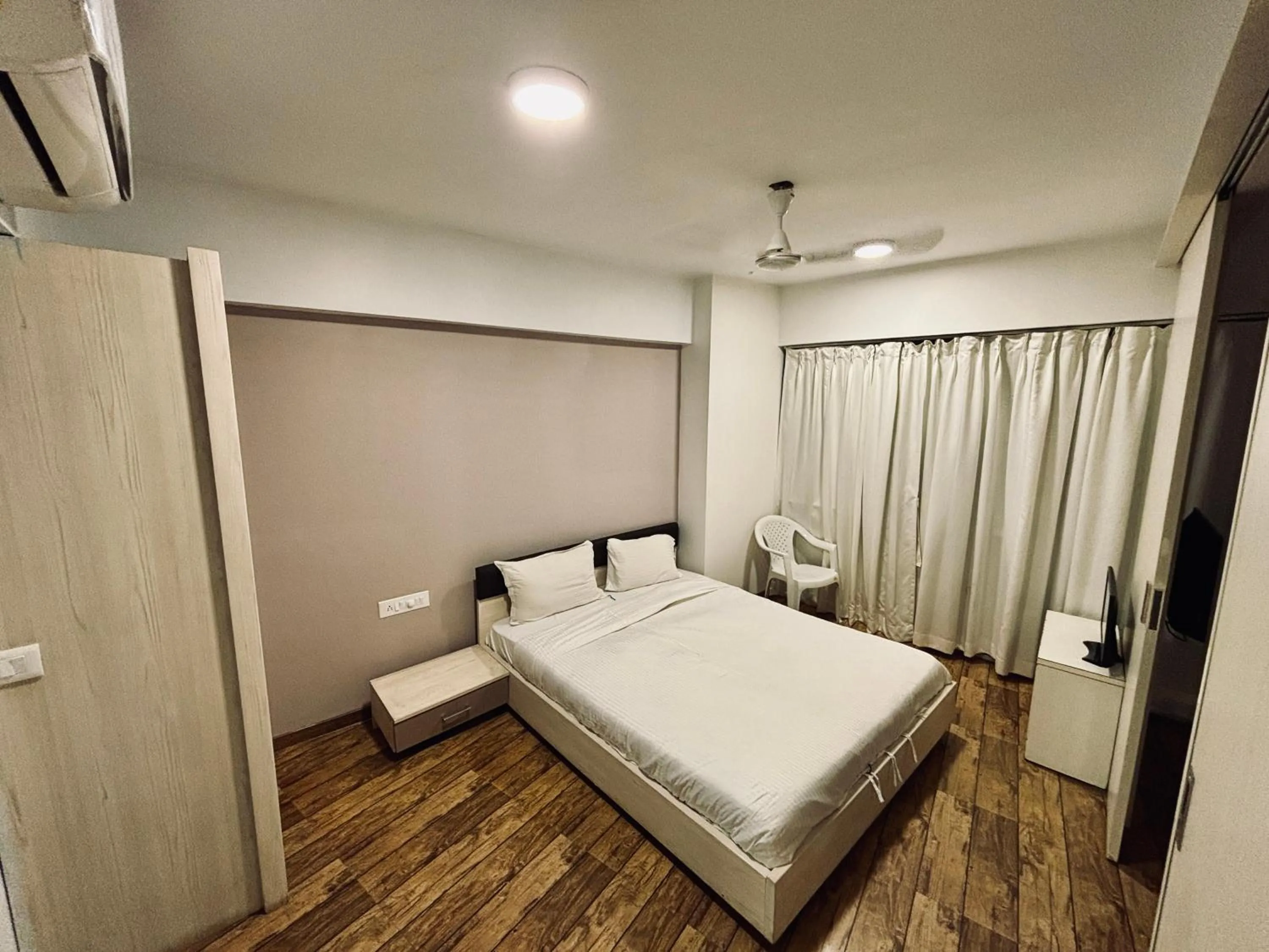 Bed in Rajhans Belliza By Honest Homes