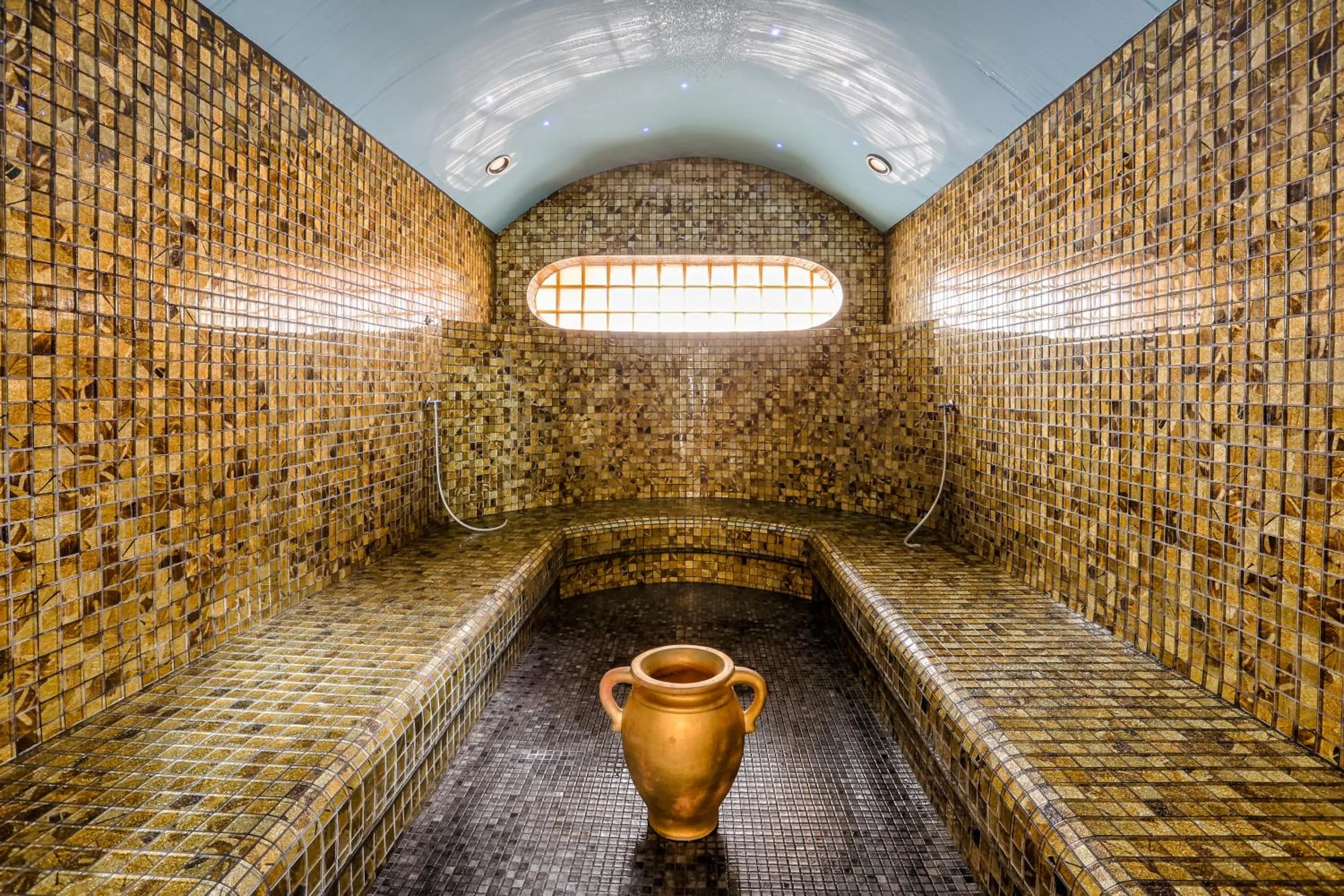 Steam room in Sommer Residence Hotel&Spa