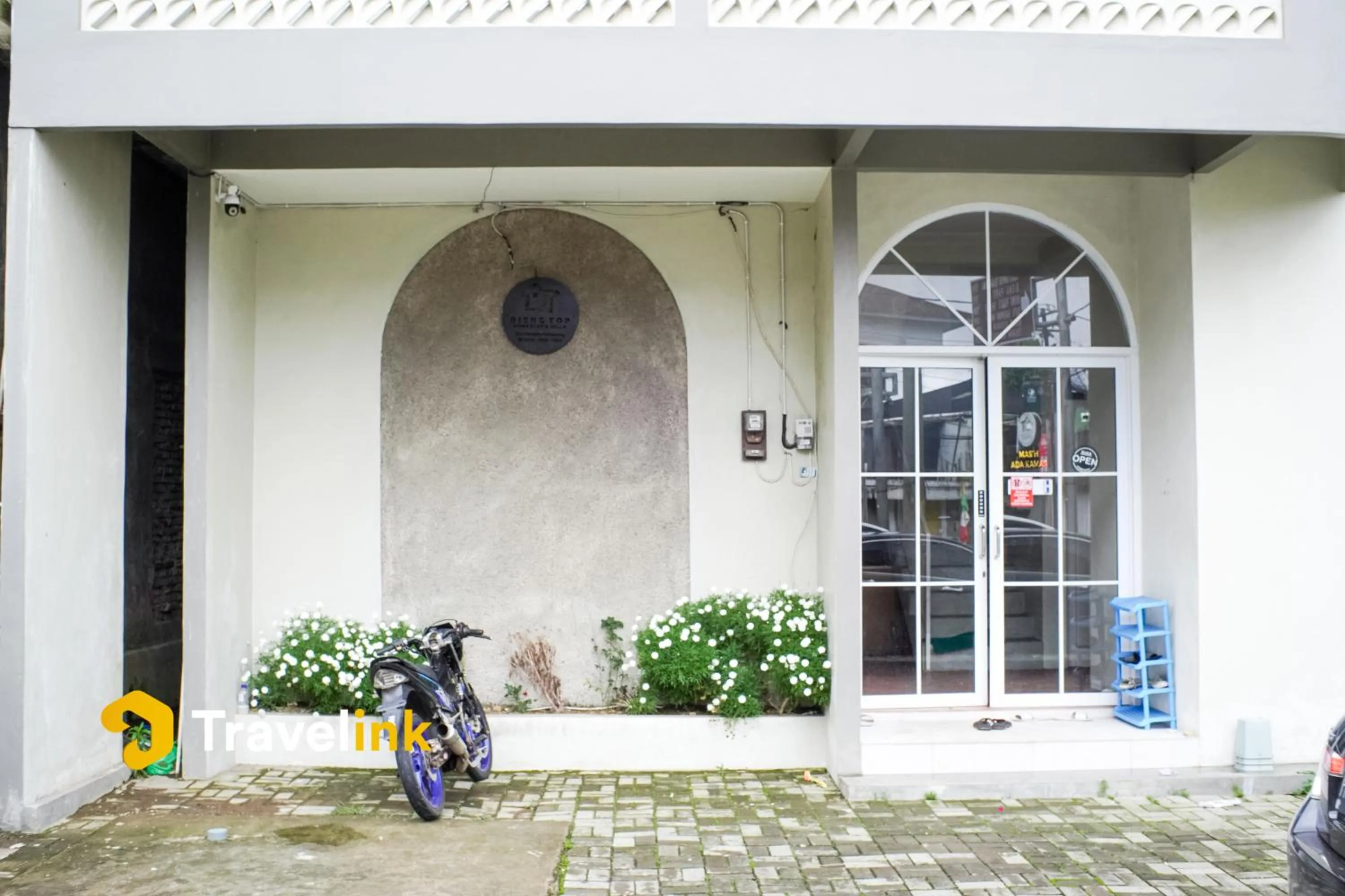 Dieng Top Syariah By Travelink