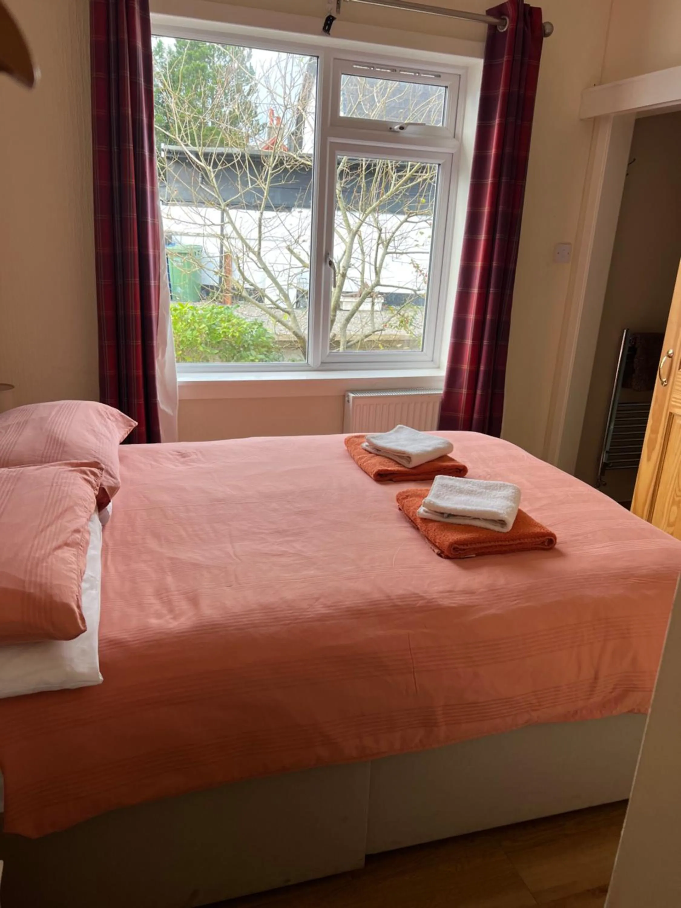 Bed in Glenarroch & Witchwood