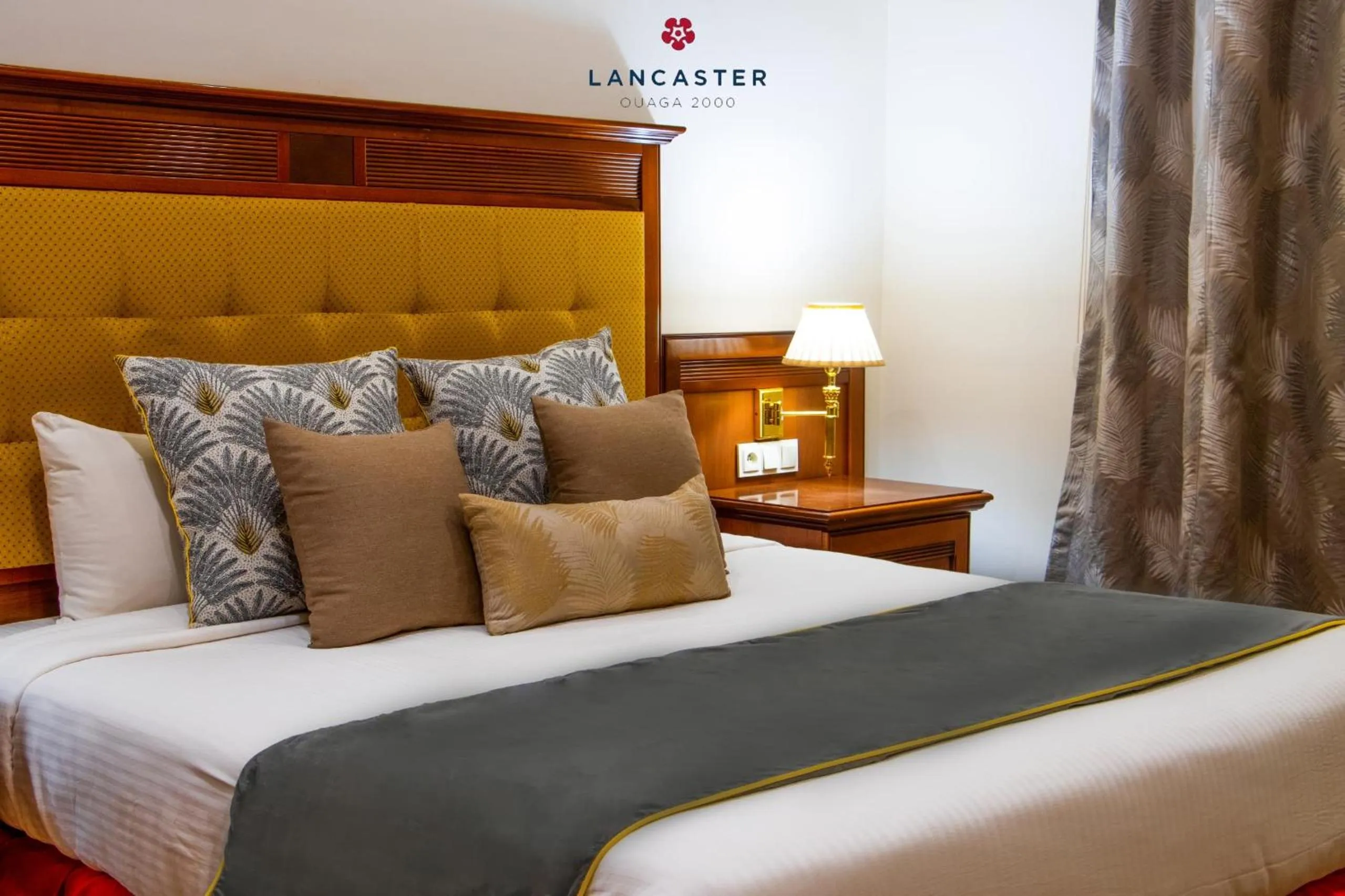 Bed in Lancaster Ouaga 2000