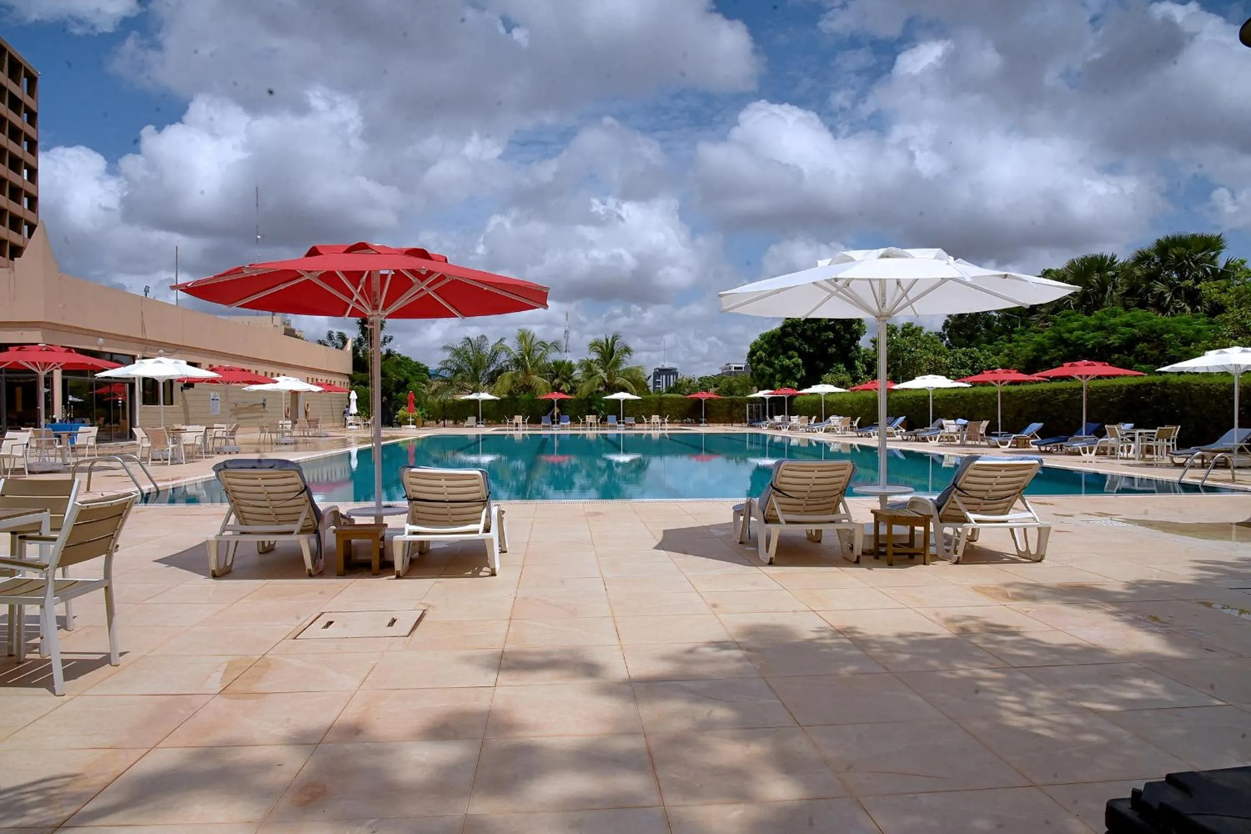 Swimming pool in Lancaster Ouaga 2000