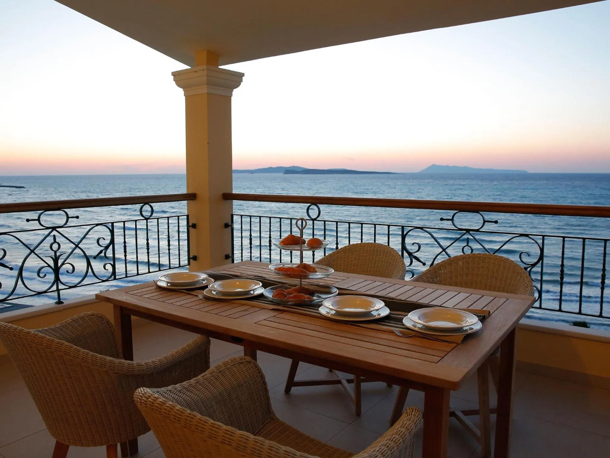 Balcony/Terrace in Pictures Suites