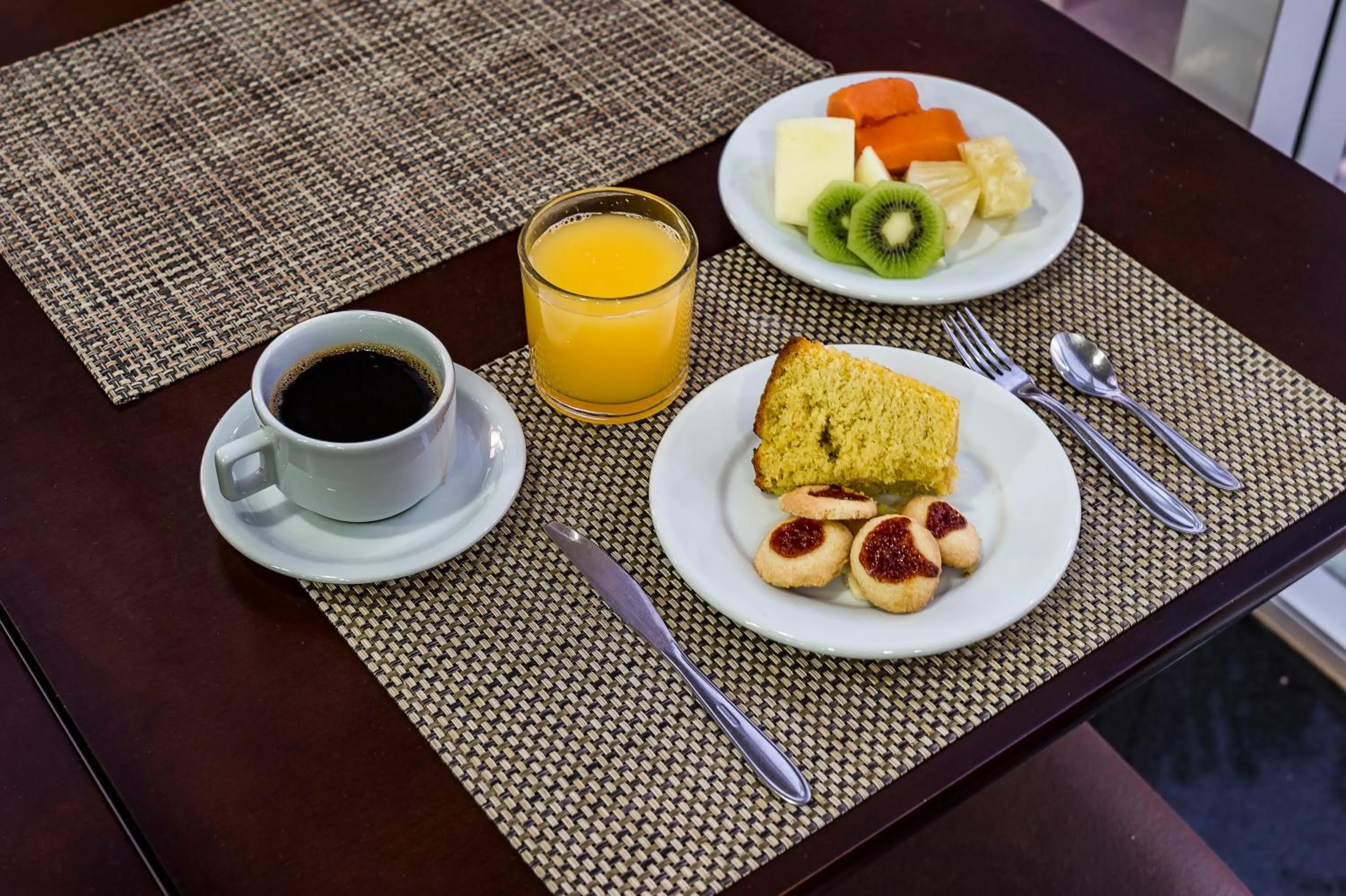 Breakfast in Serata Hotel