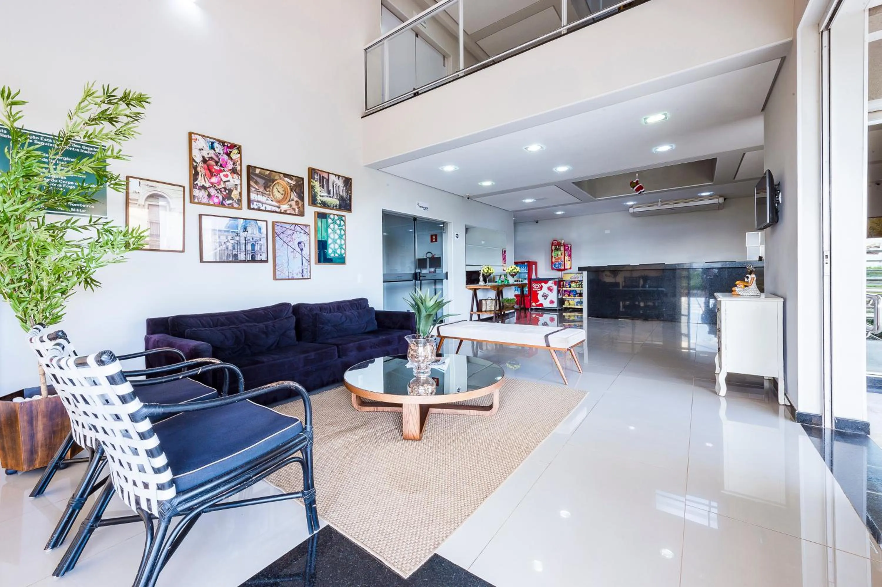 Lobby or reception in Serata Hotel