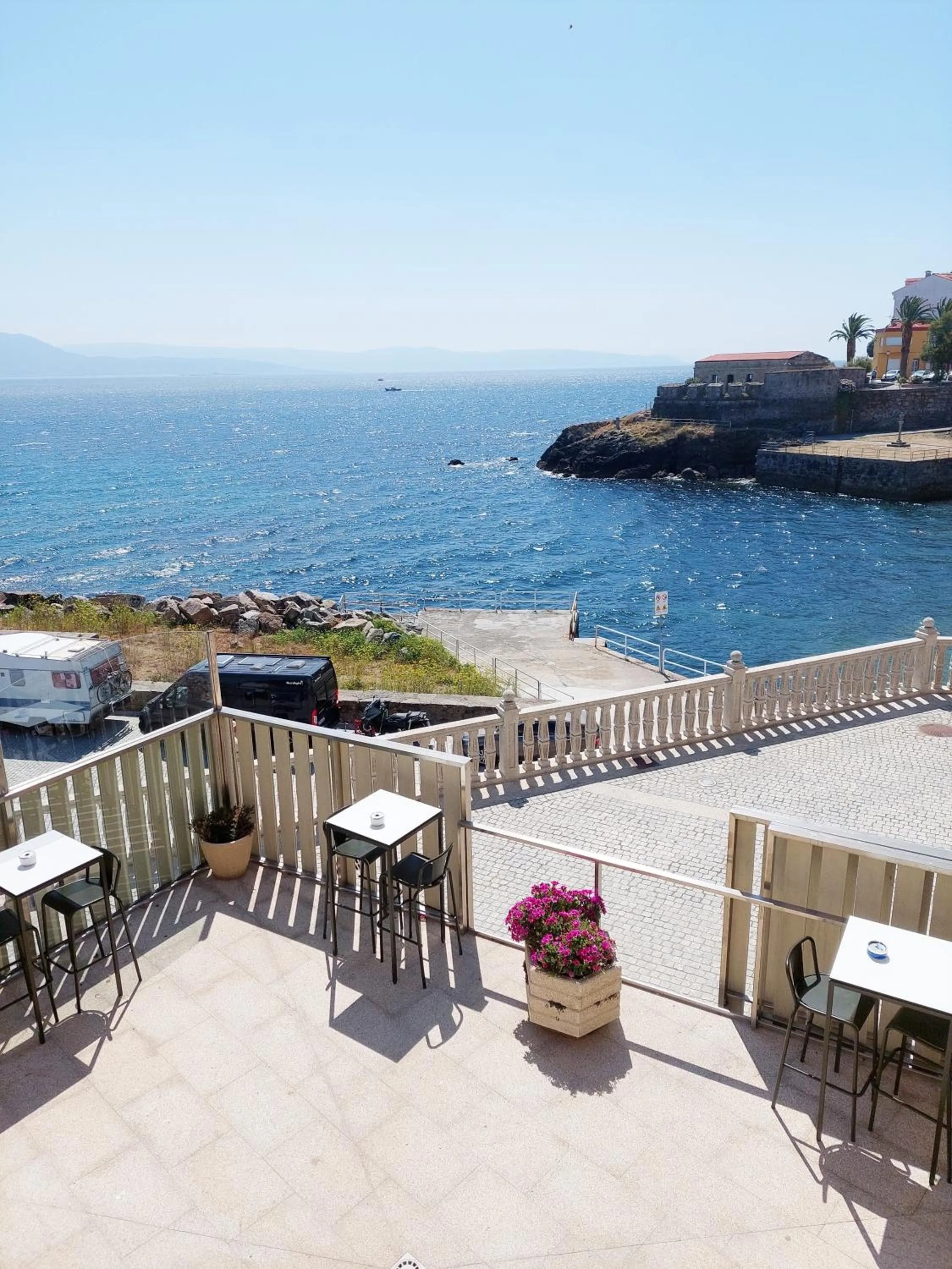 Property building in Hotel Tematico Do Banco Azul