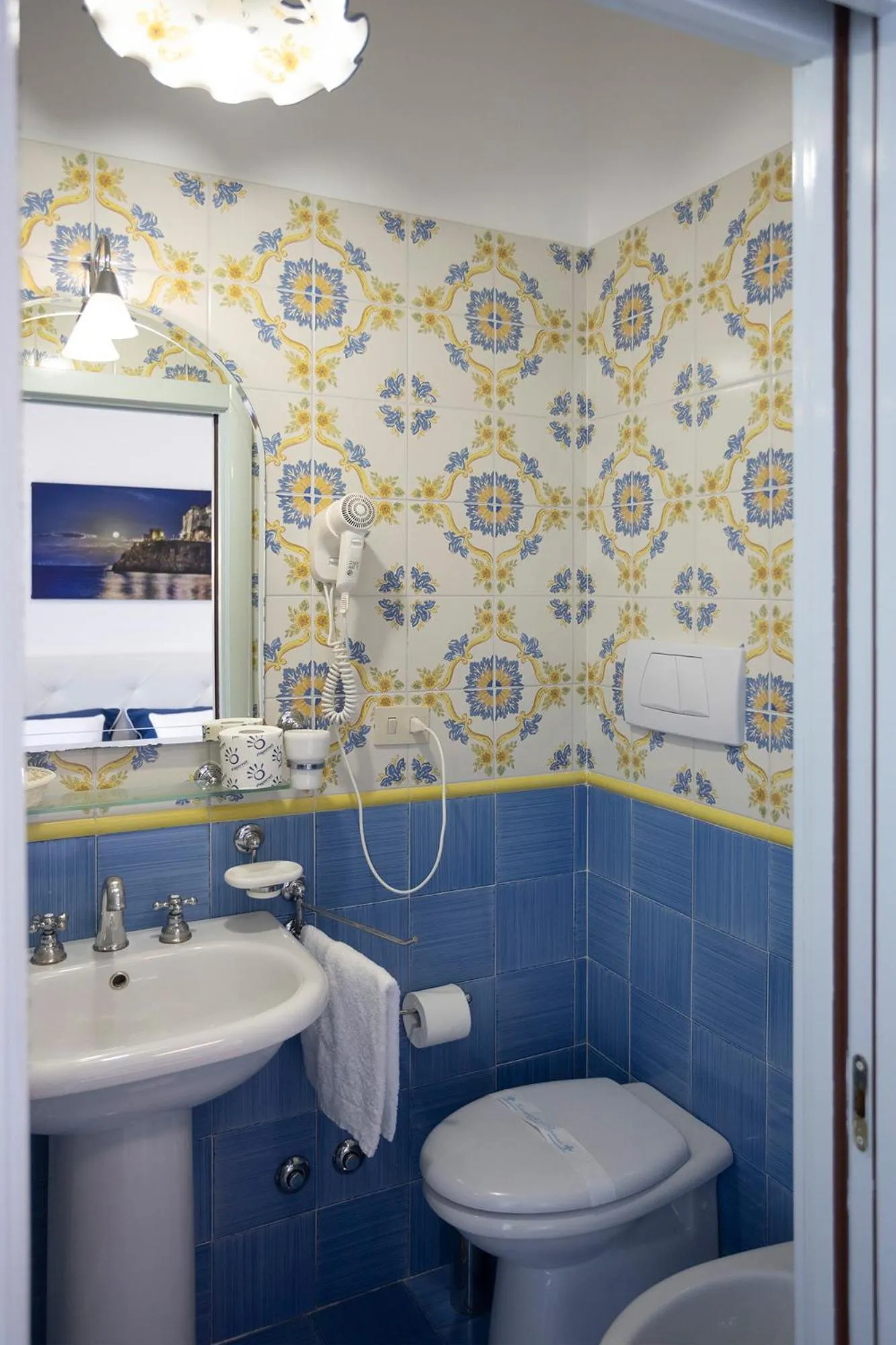 Shower in Locanda Costa D'Amalfi