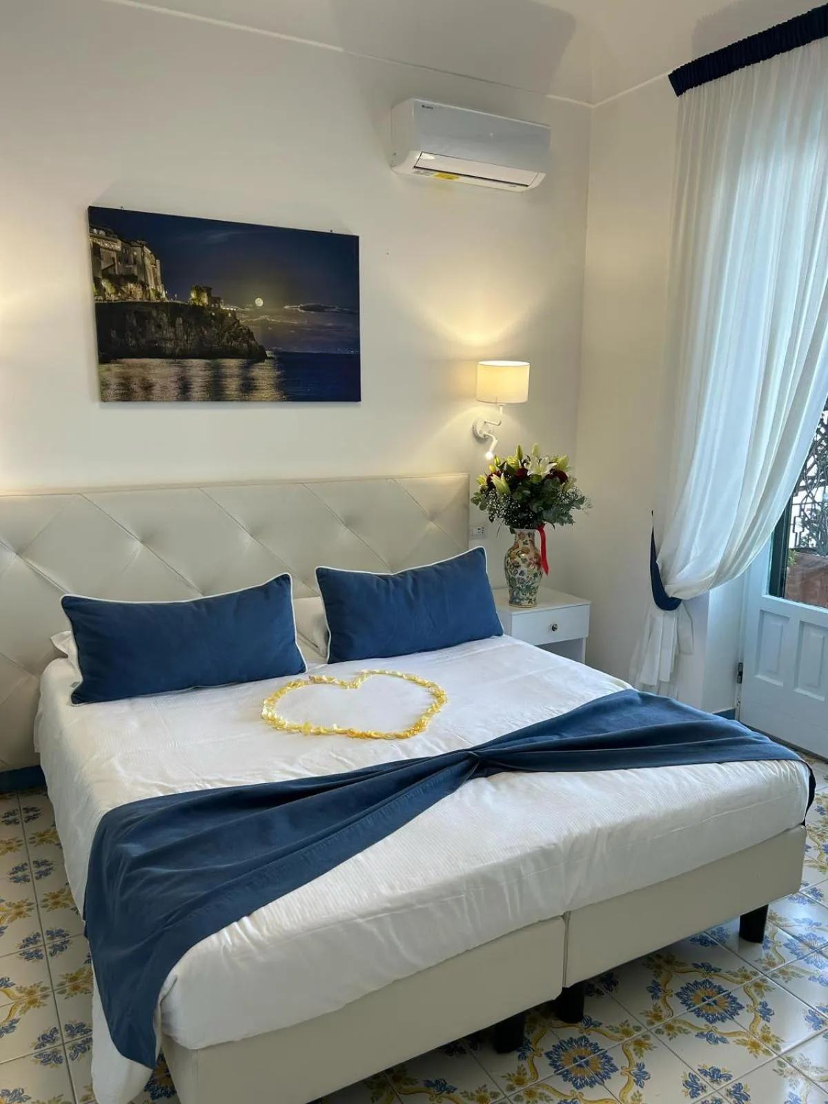 Bed in Locanda Costa D'Amalfi