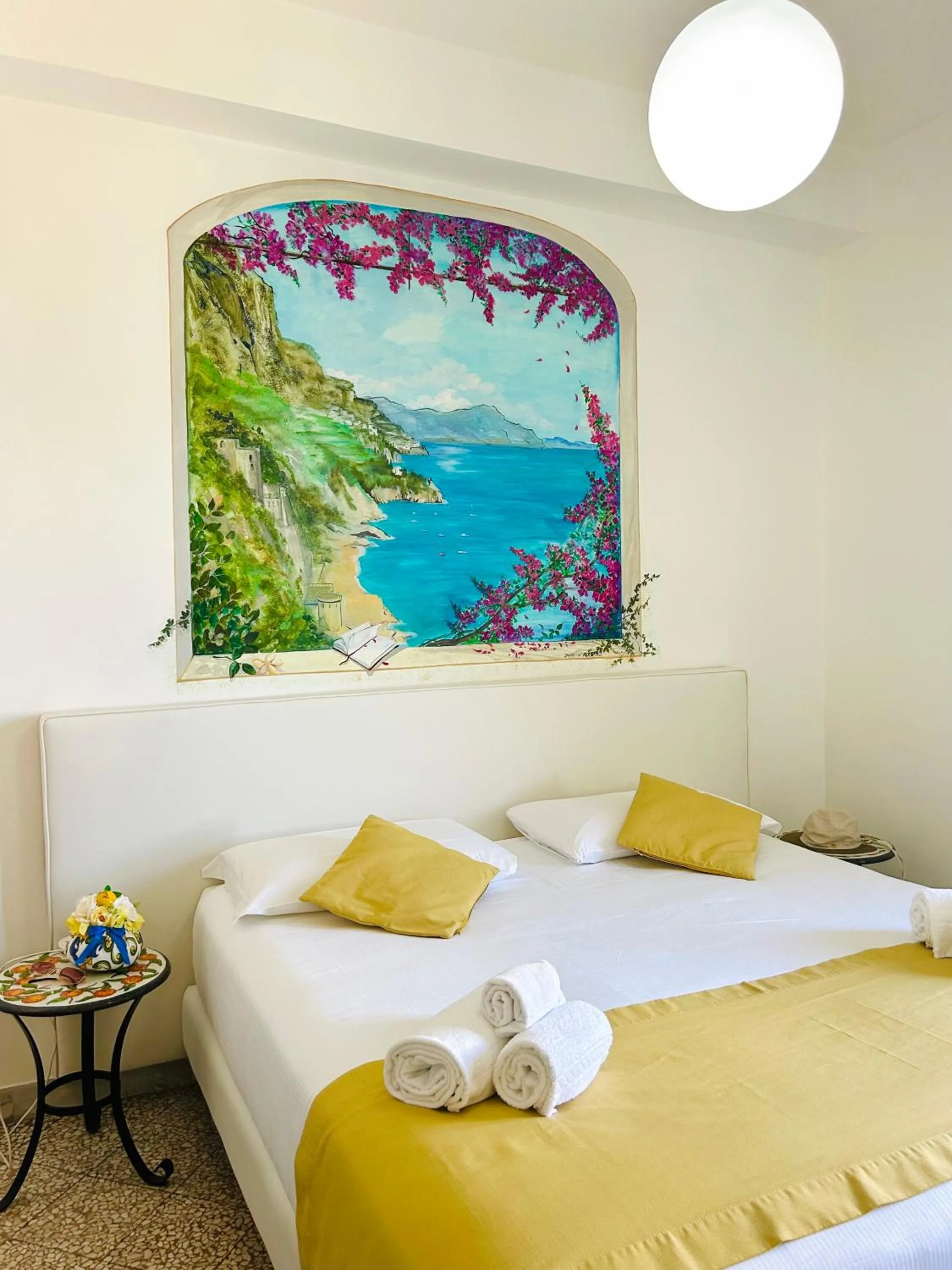 Bed in Locanda Costa D'Amalfi