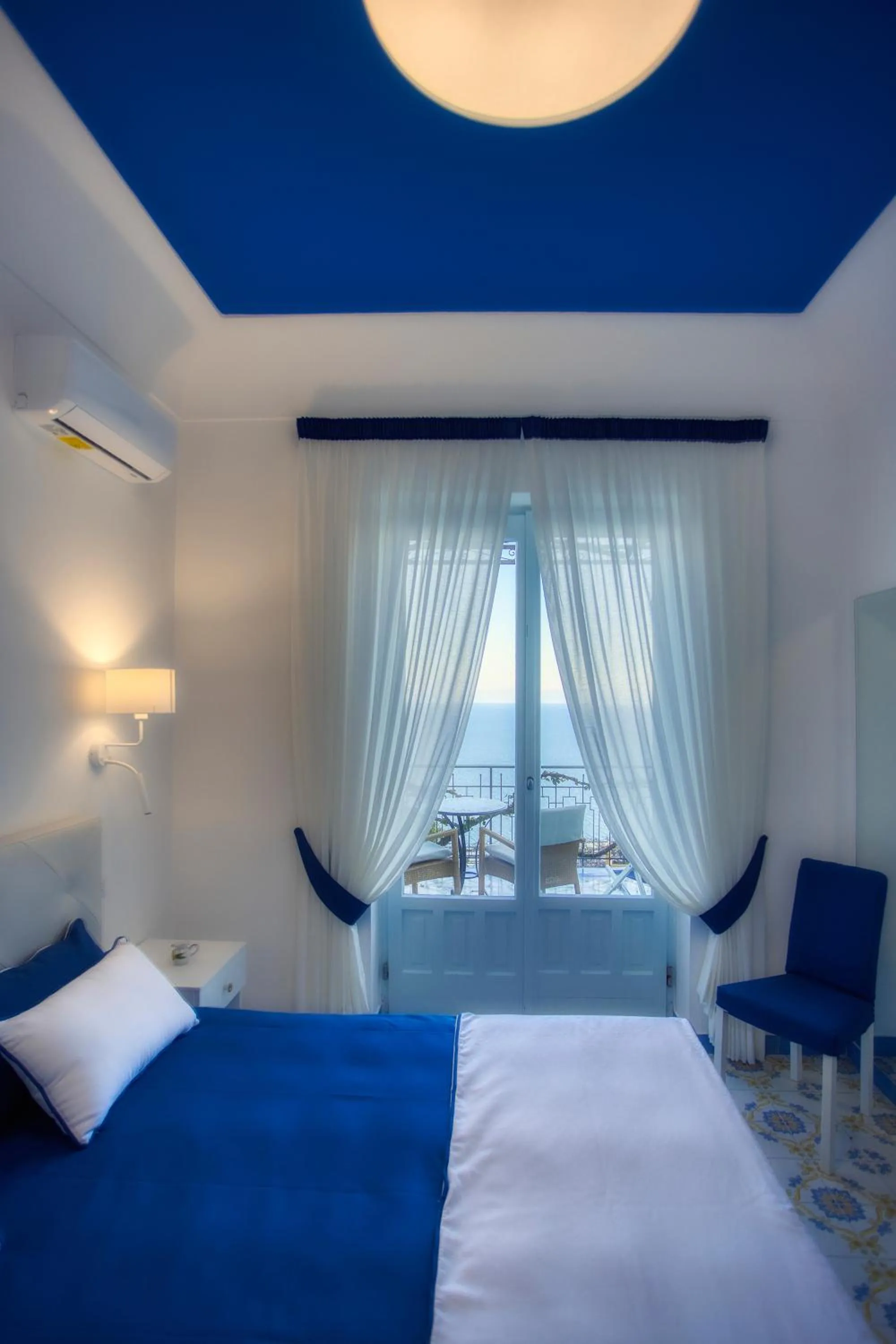 Bed in Locanda Costa D'Amalfi