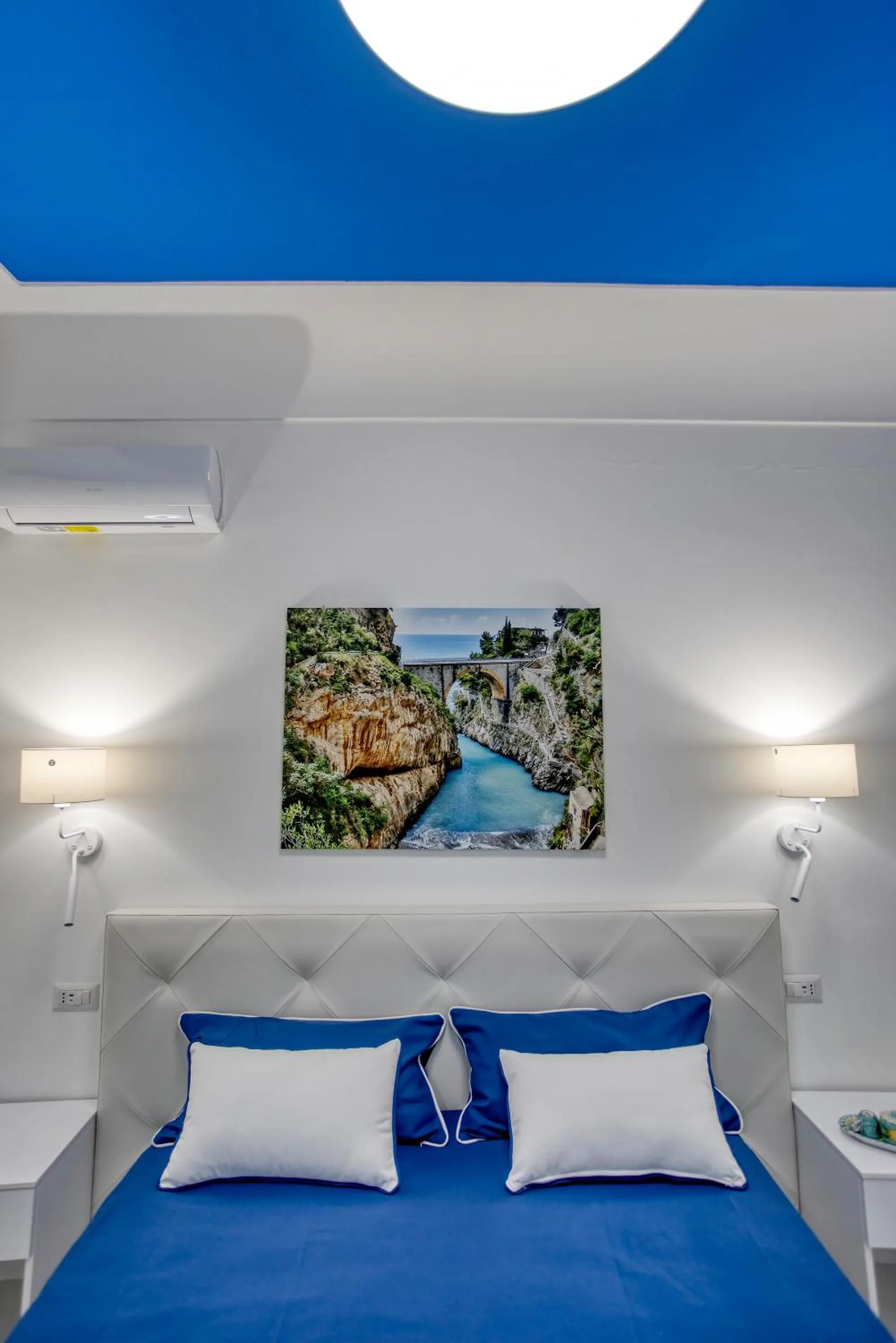 Bed in Locanda Costa D'Amalfi