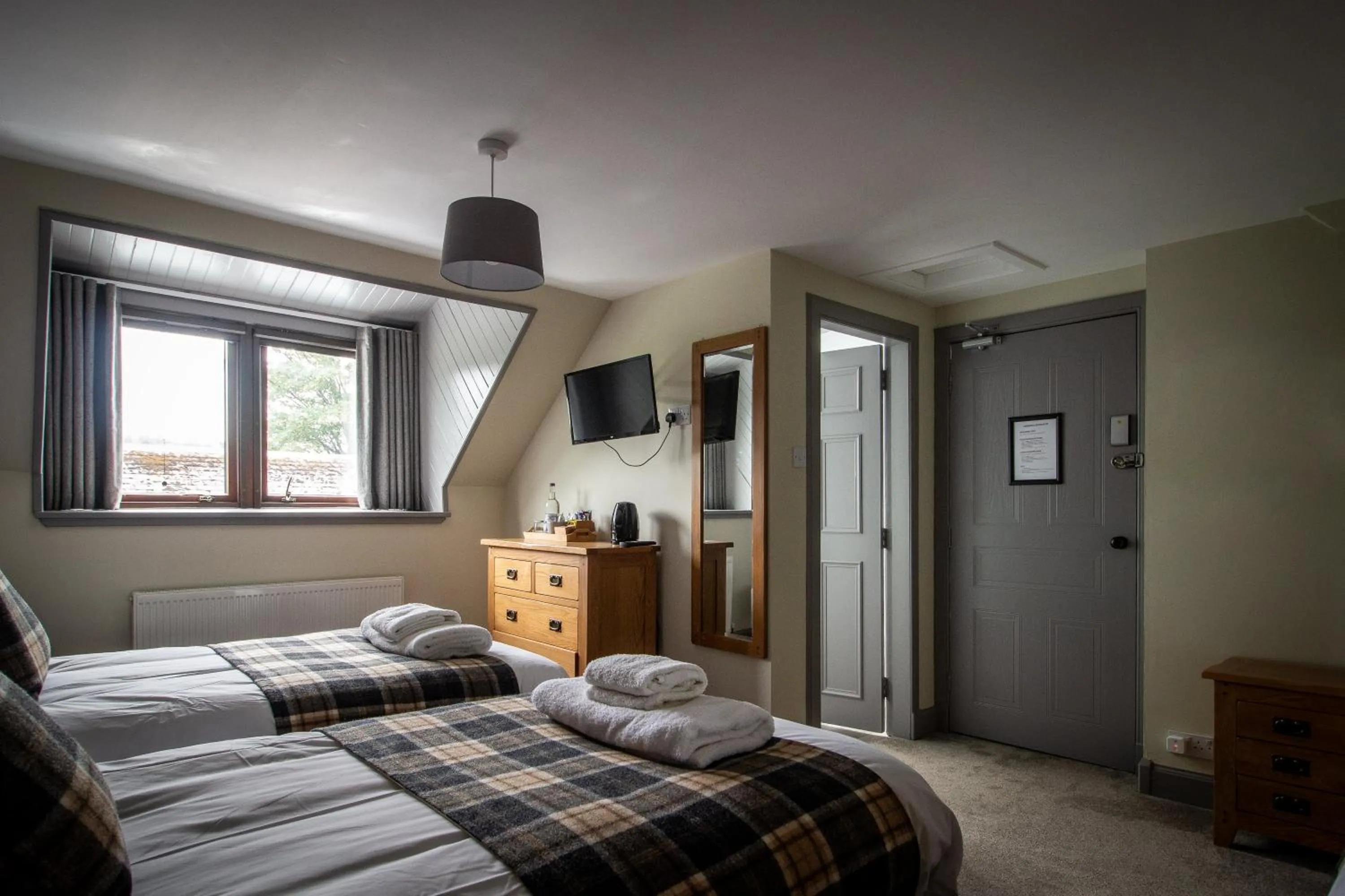 Bed in Inn at Port nan Gael