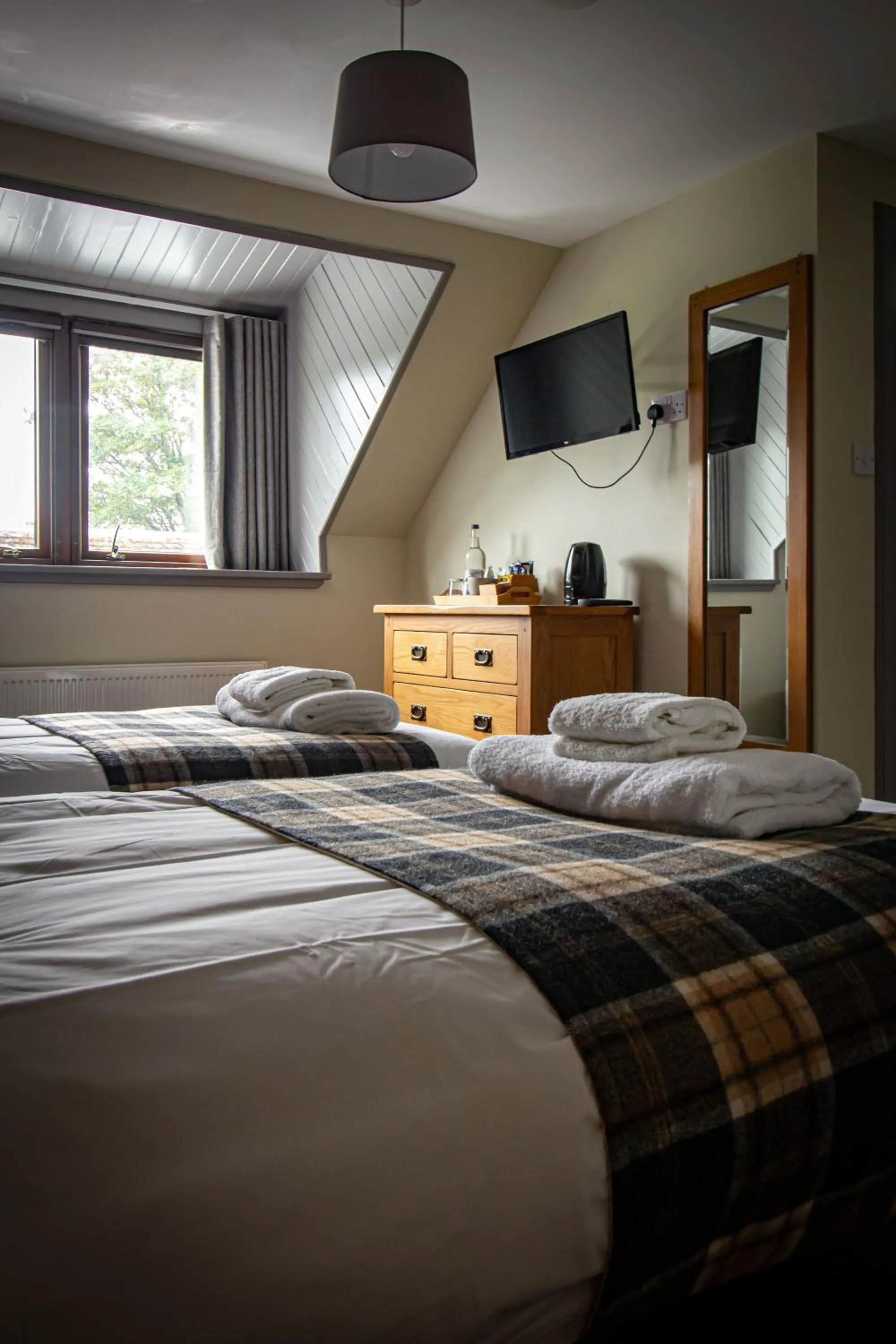 Bed in Inn at Port nan Gael