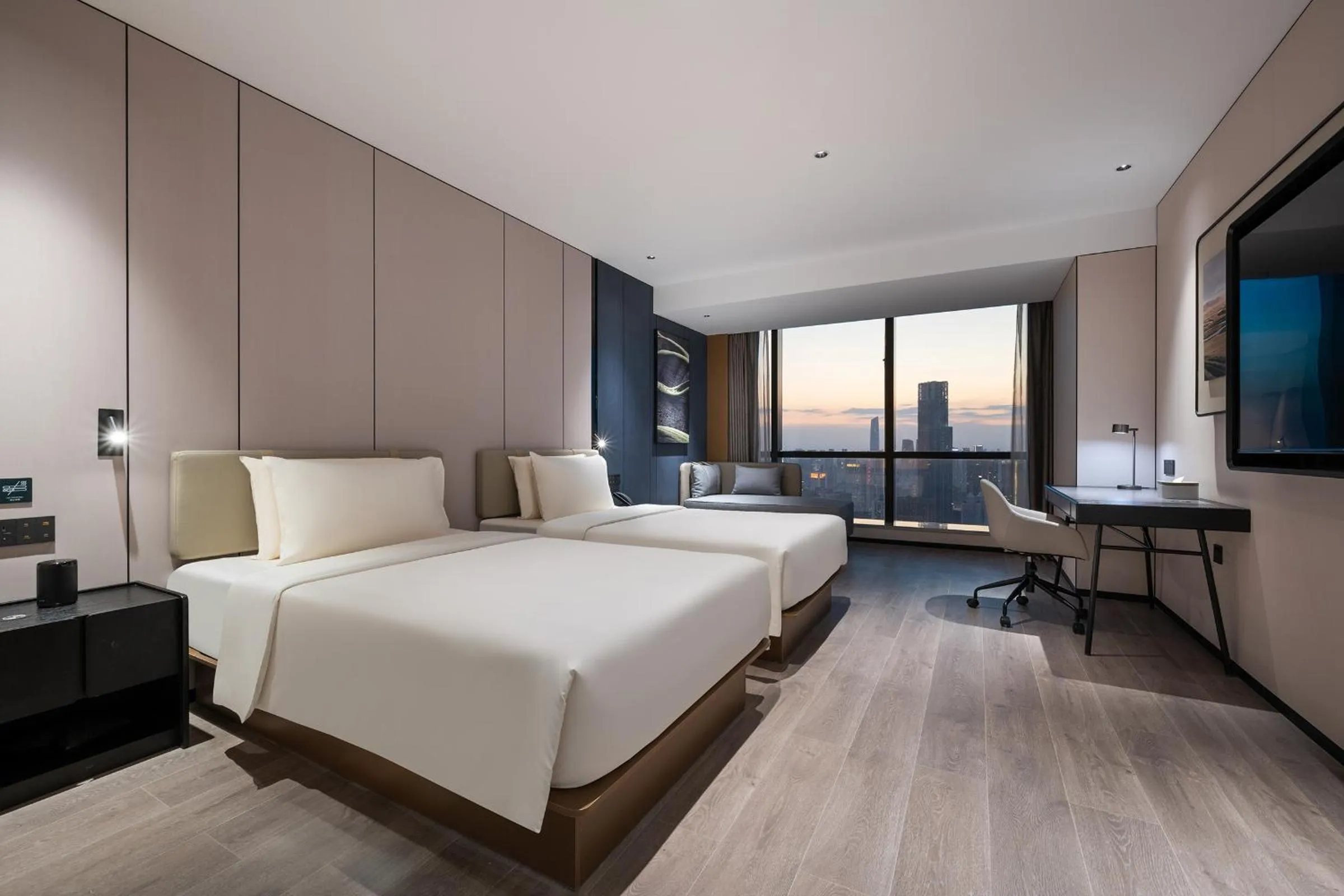 Bed in Atour Hotel Wuhan Riverview Jianghan Road Pedestrian Street