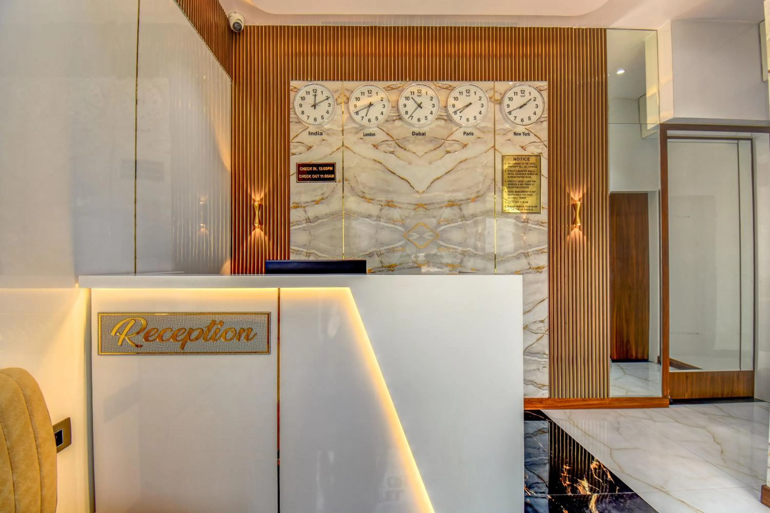 Lobby or reception in Hotel Majestic Crest Sakinaka
