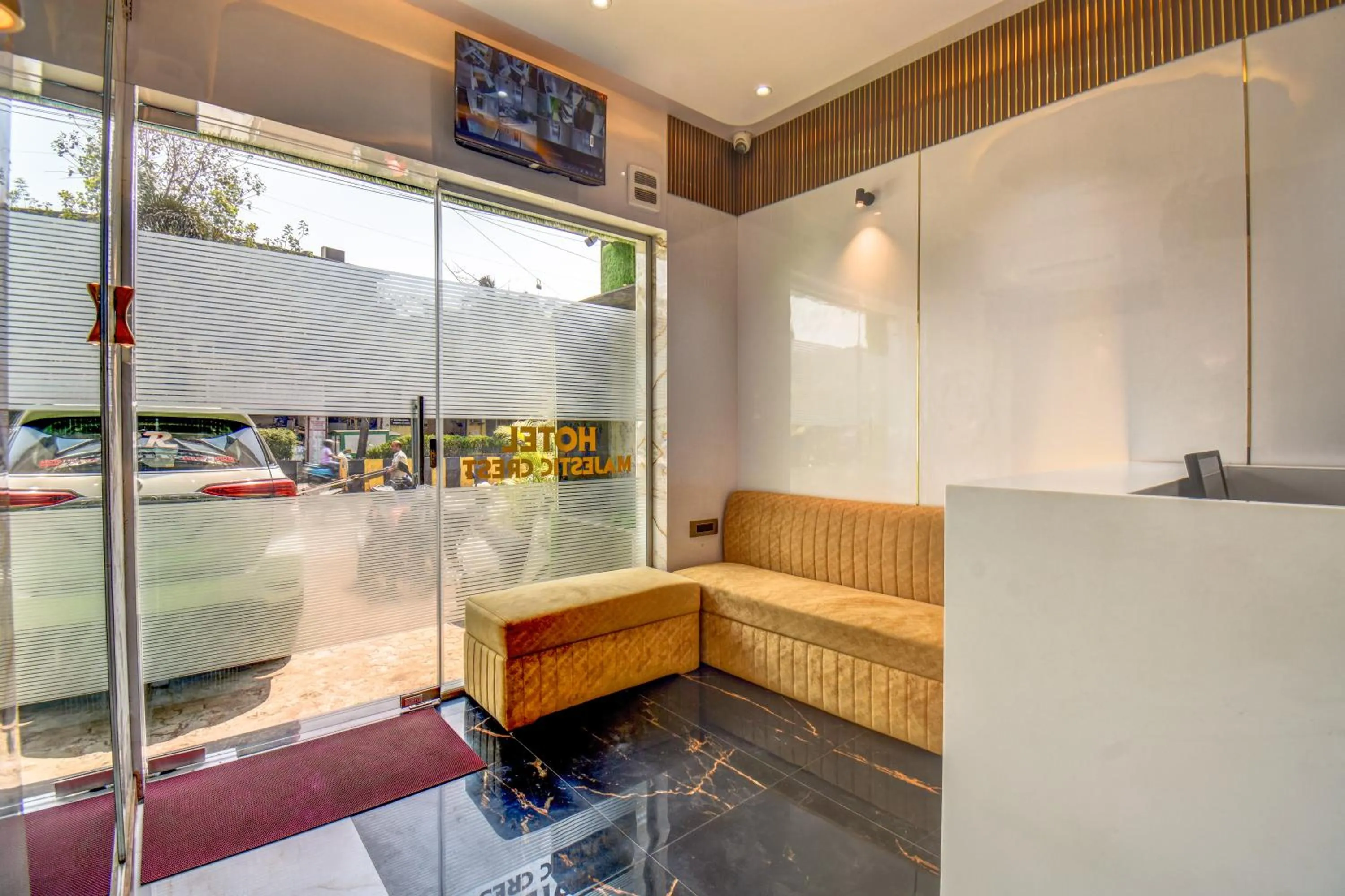 Lobby or reception in Hotel Majestic Crest Sakinaka