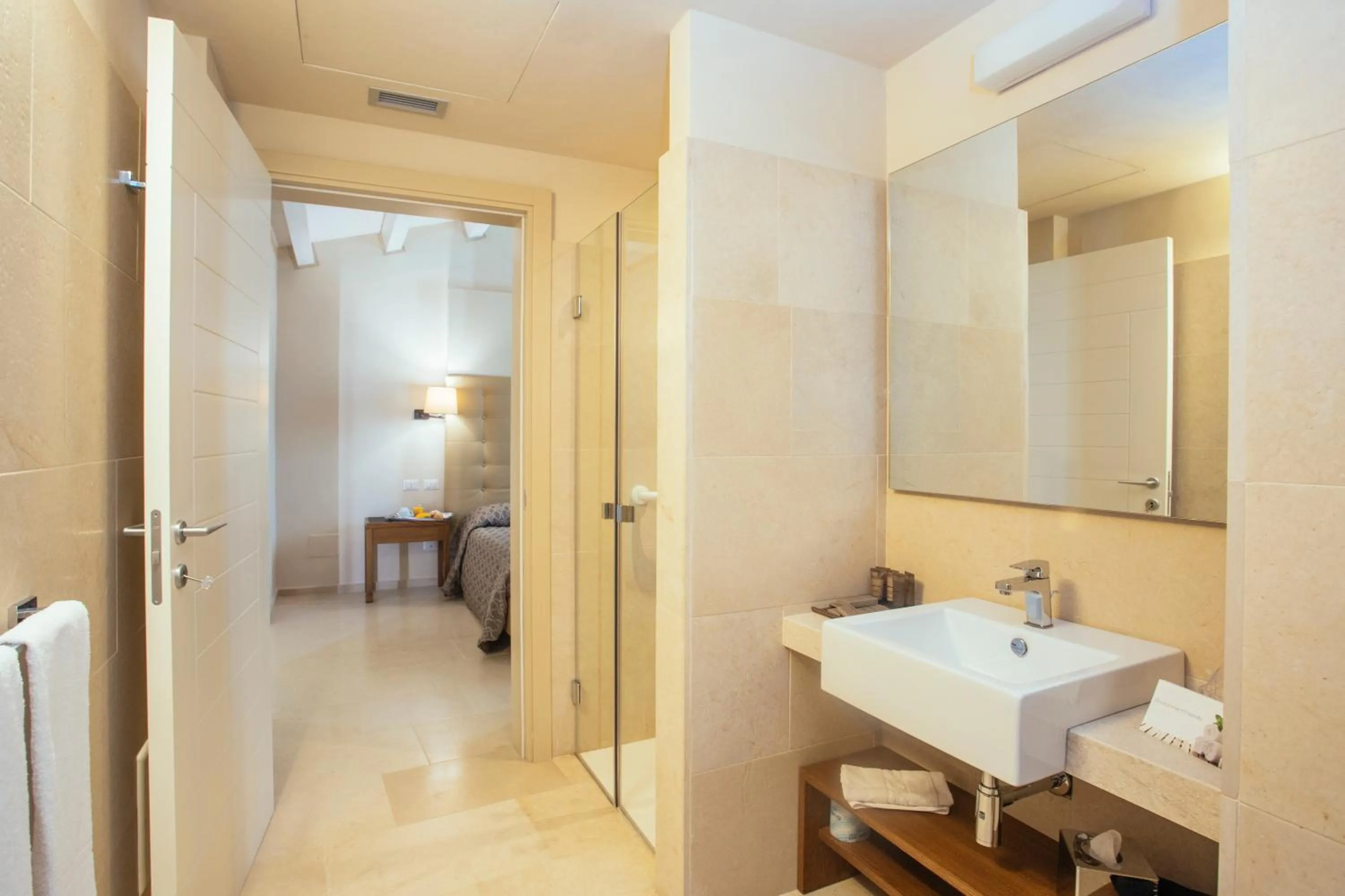 Bathroom in Firriato Hospitality - Baglio Sorìa