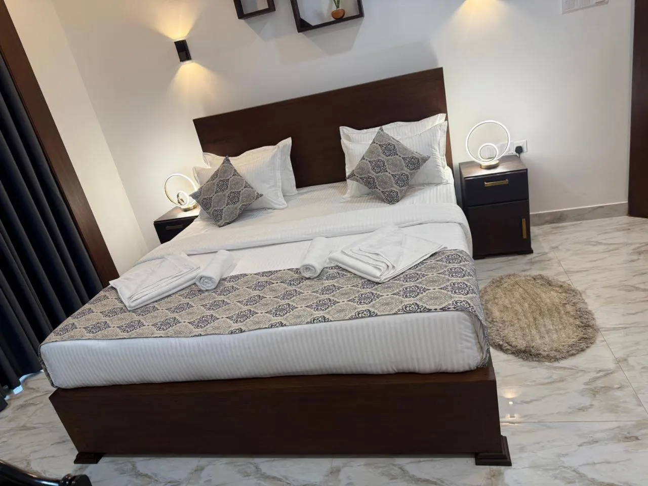 Bed in Aloe Transit Hotel