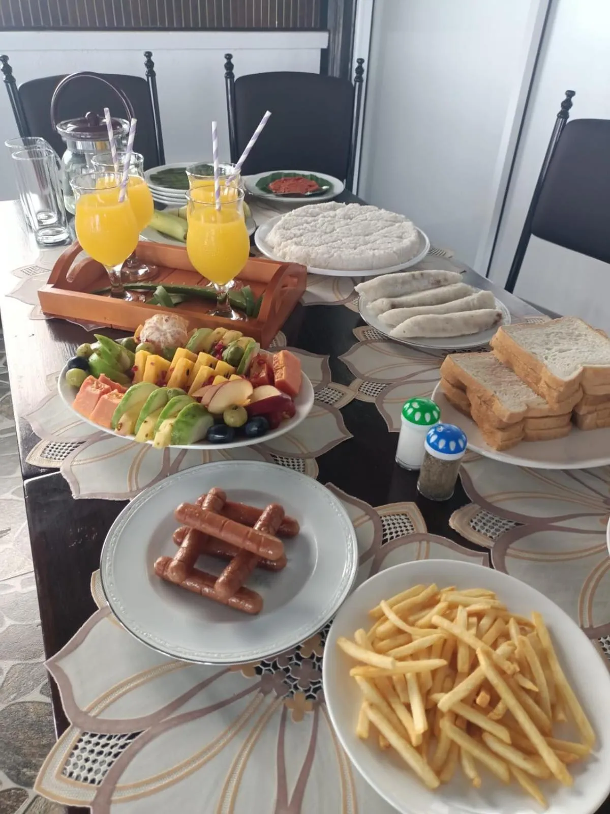 Breakfast in Aloe Transit Hotel