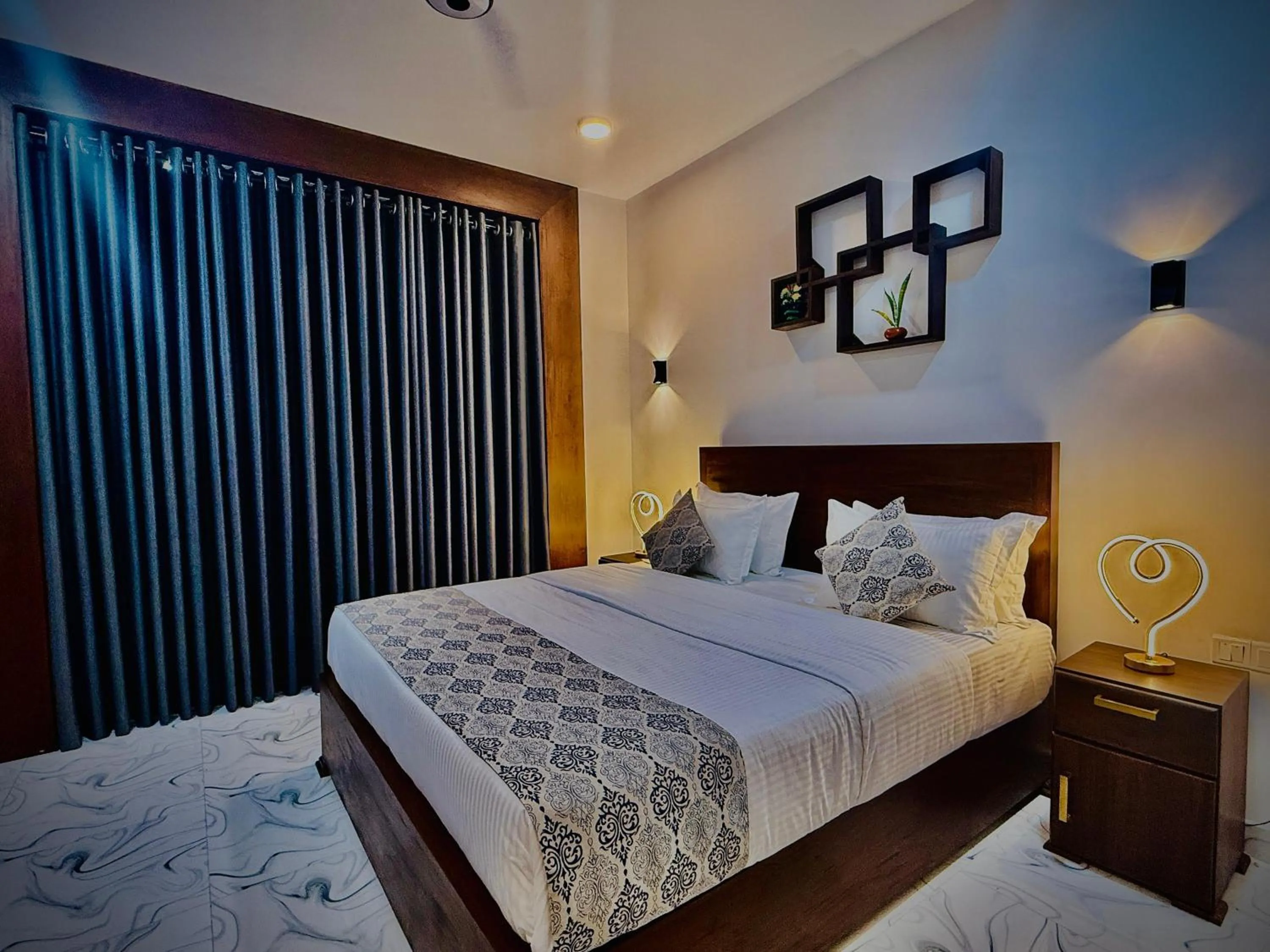 Bed in Aloe Transit Hotel