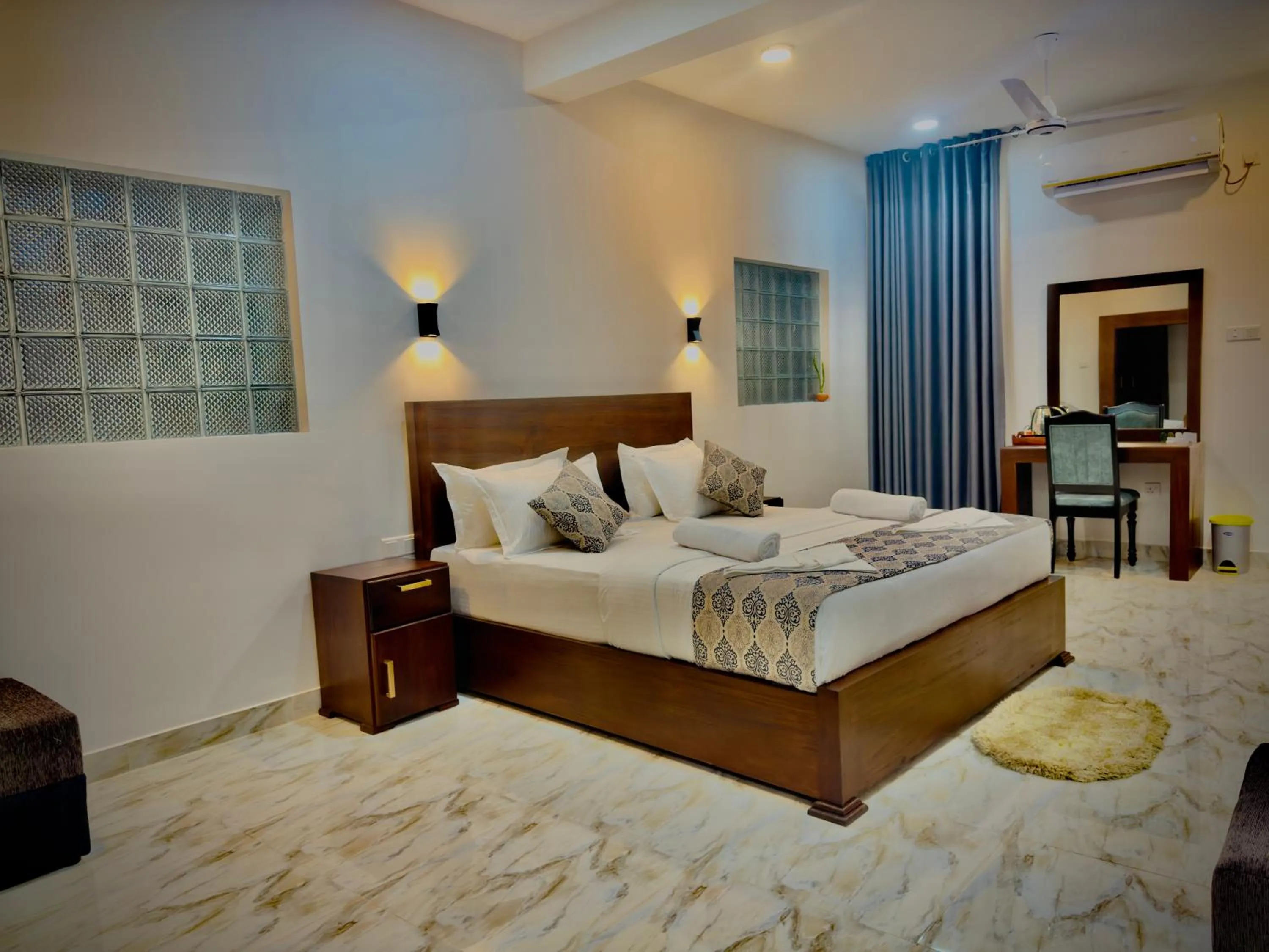 Bed in Aloe Transit Hotel