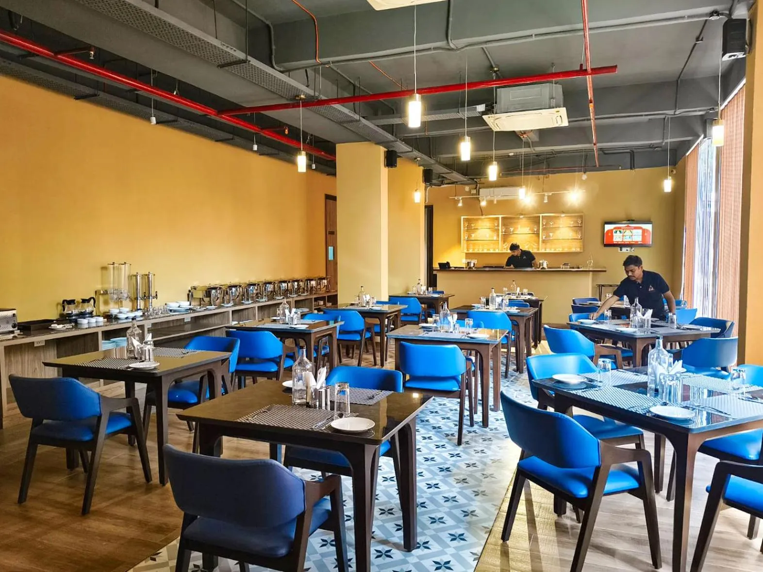 Restaurant/places to eat in Amritara Serenity,100 mts from Salaulim Dam