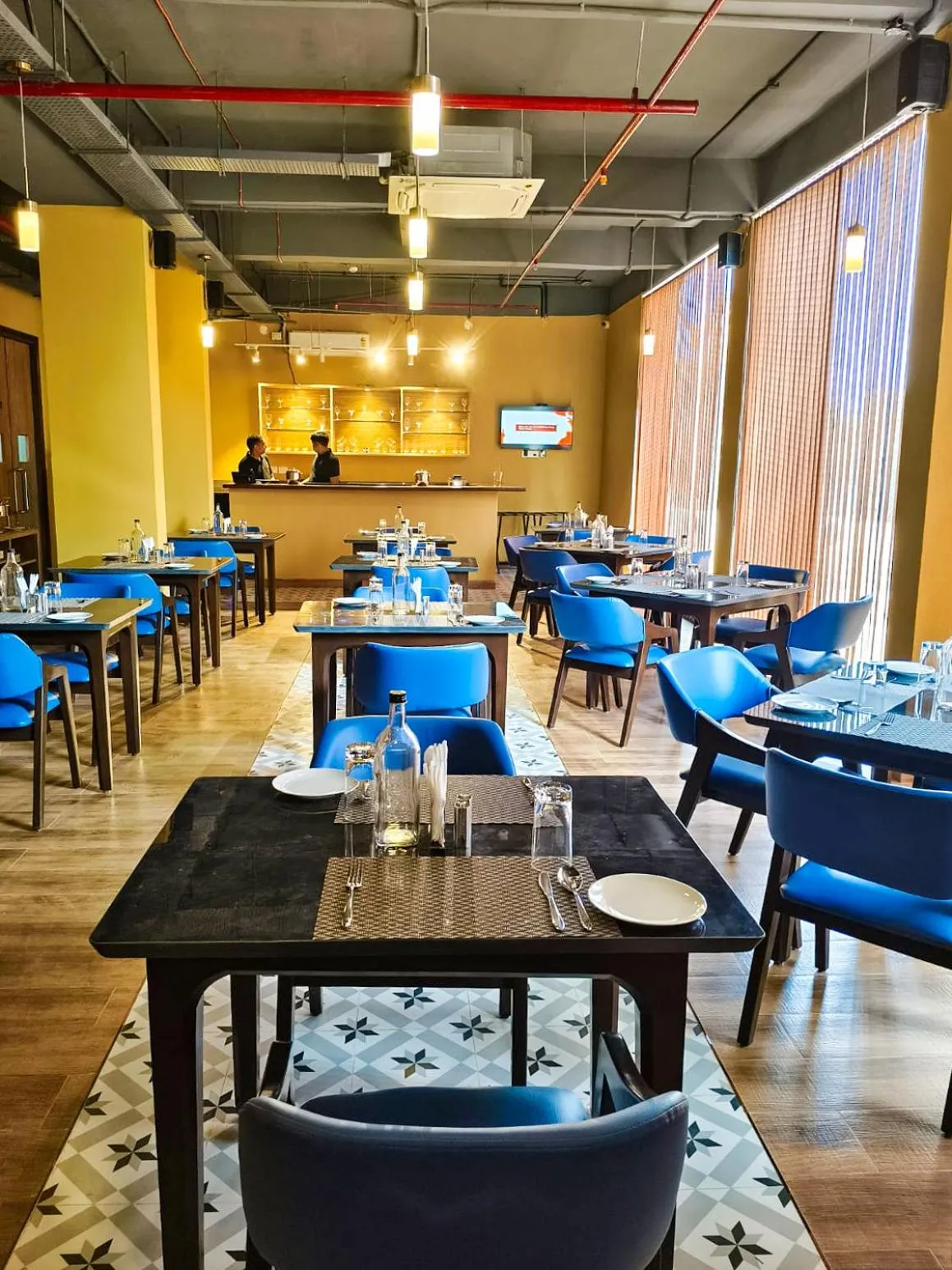 Restaurant/places to eat in Amritara Serenity,100 mts from Salaulim Dam