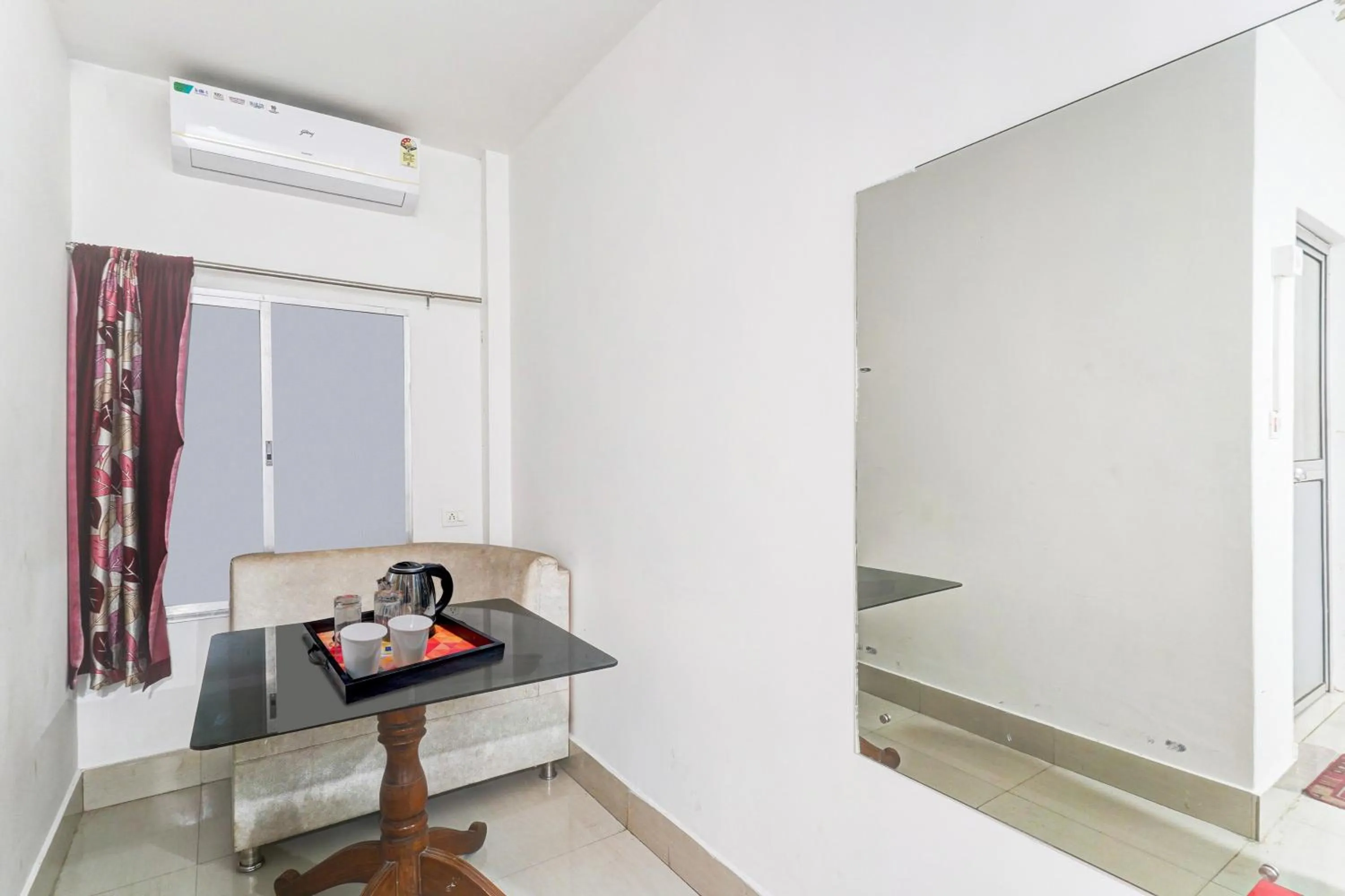 Bedroom in Hotel O Pradhan Nagar Siliguri Formerly Prince Guest House