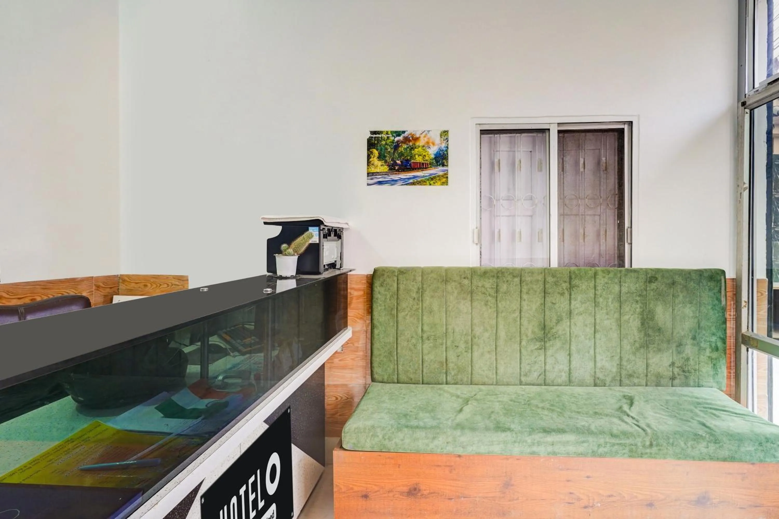 Lobby or reception in Hotel O Pradhan Nagar Siliguri Formerly Prince Guest House