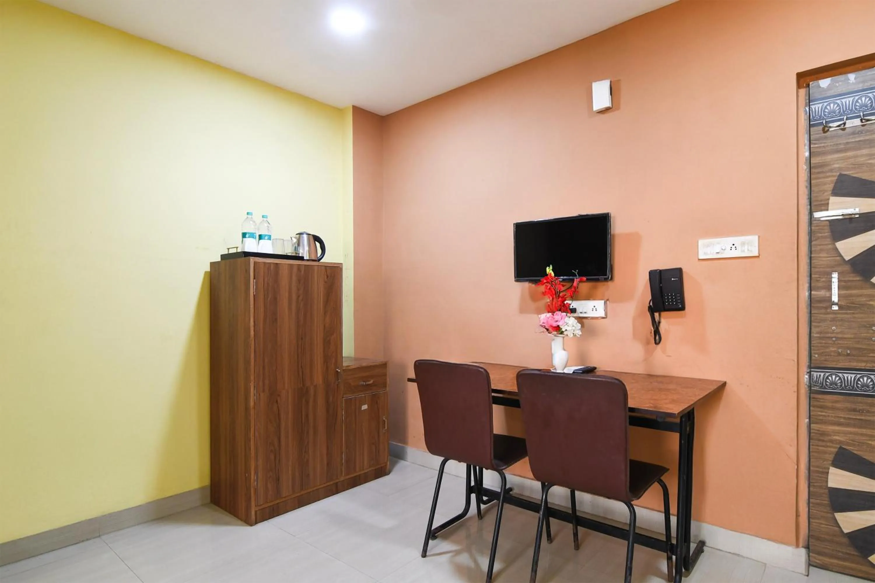 Bedroom in Hotel O Beleghata Formerly Santoshi Banquet And Marriage Hall