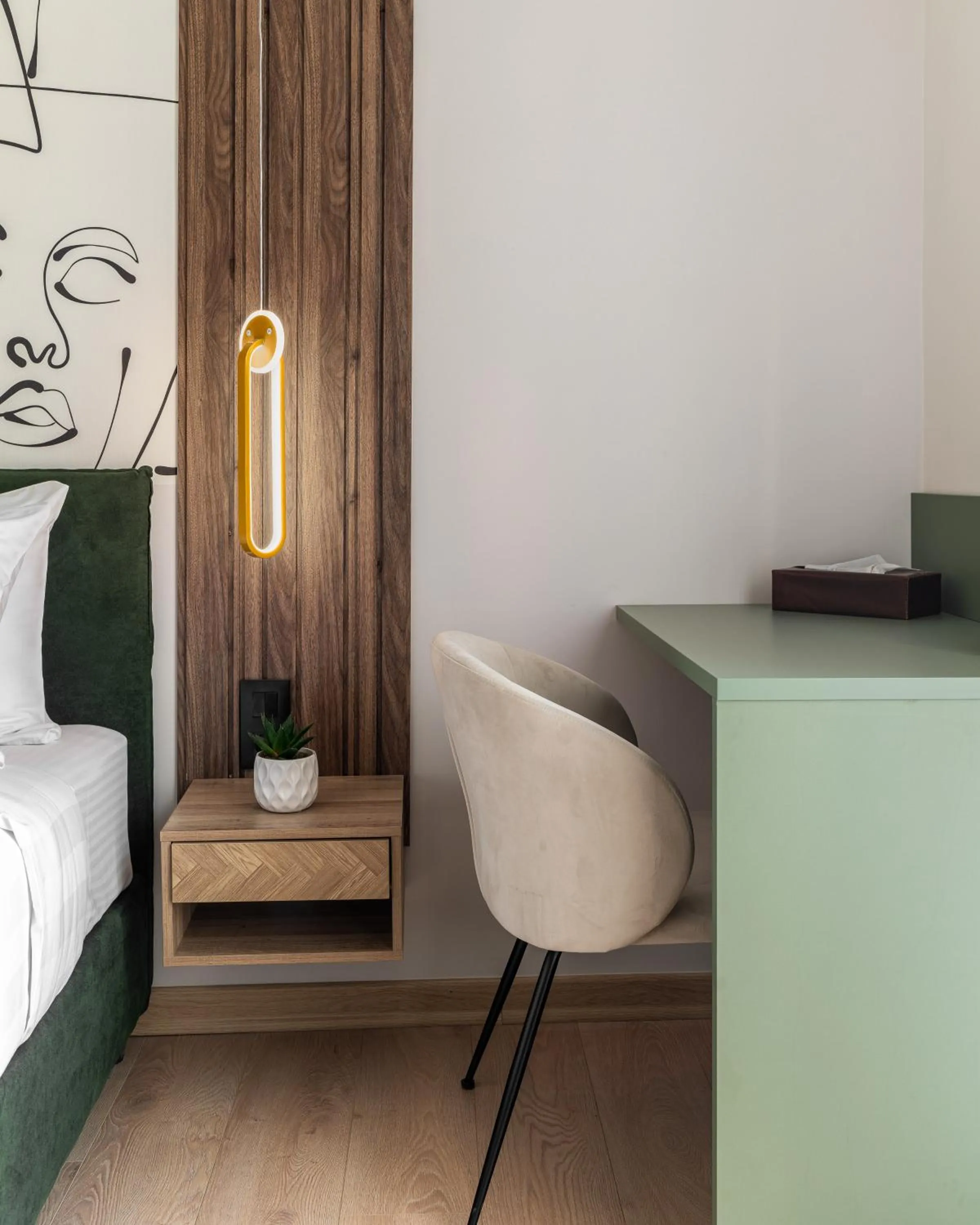 Decorative detail, Bed in Phalerus Suites