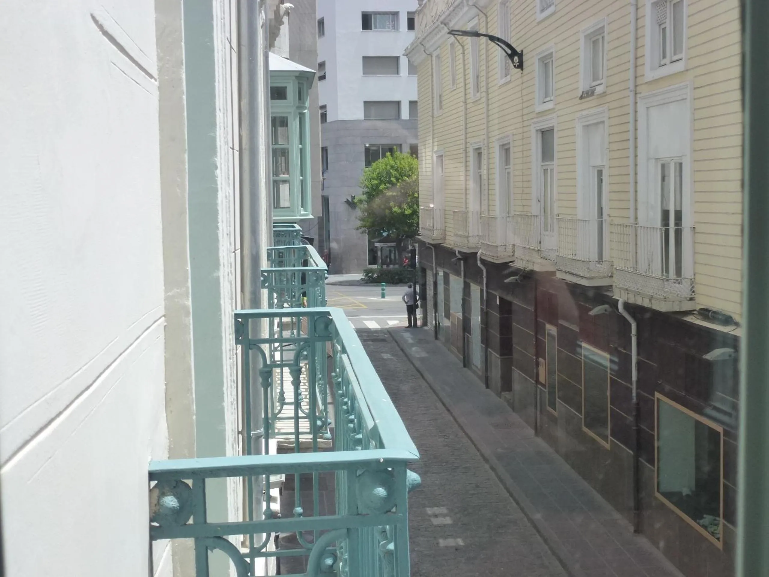 Day in Palacio Cabrera - Lillo