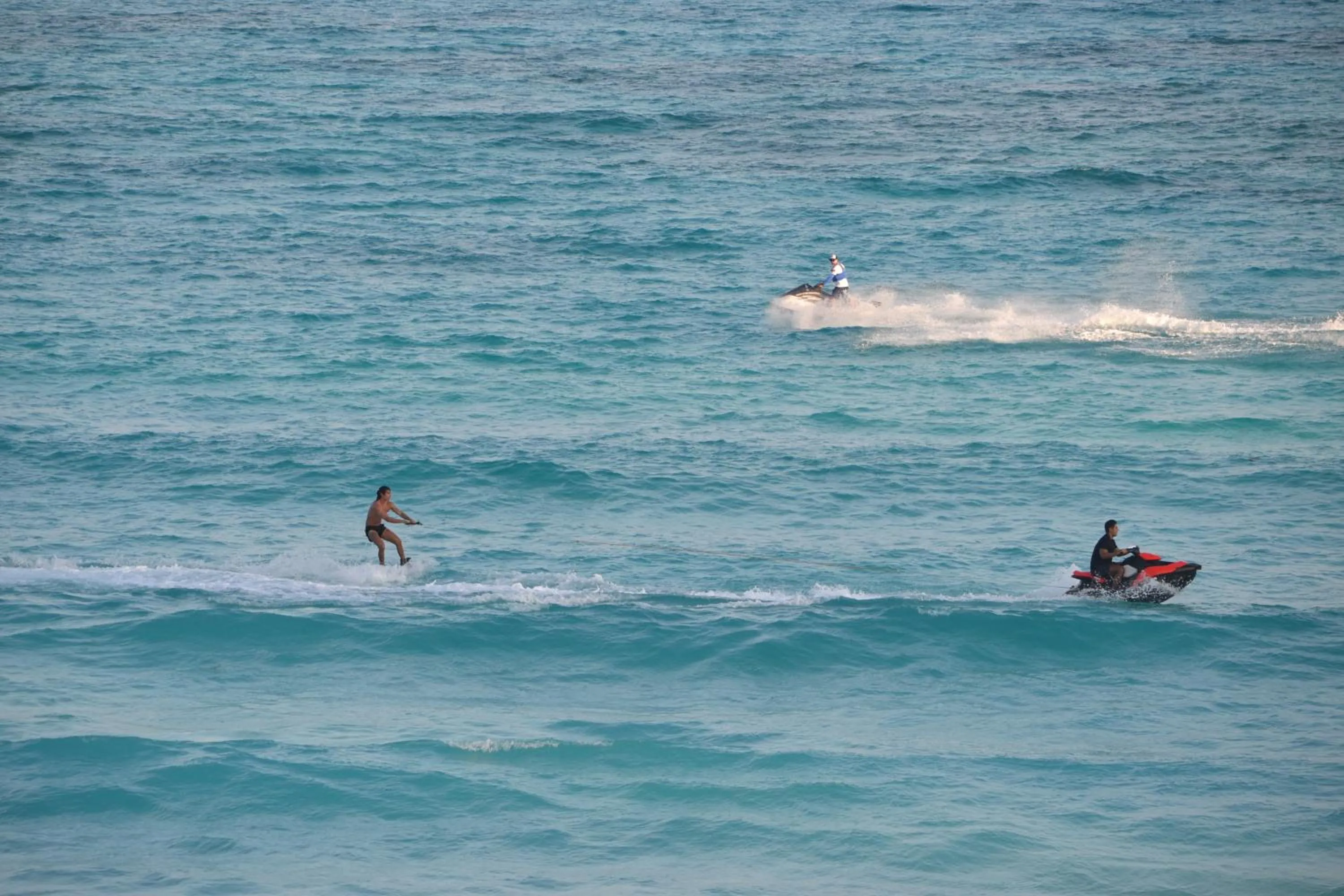 People in Salvia Condominio