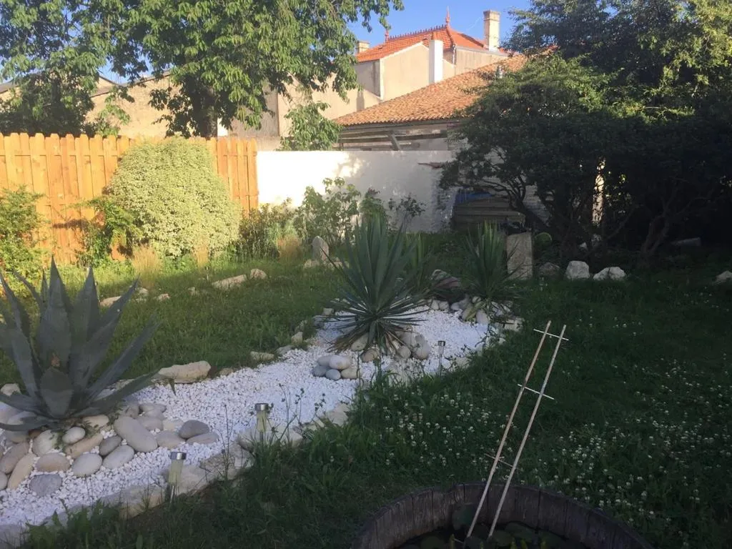 Garden in Accacia Home