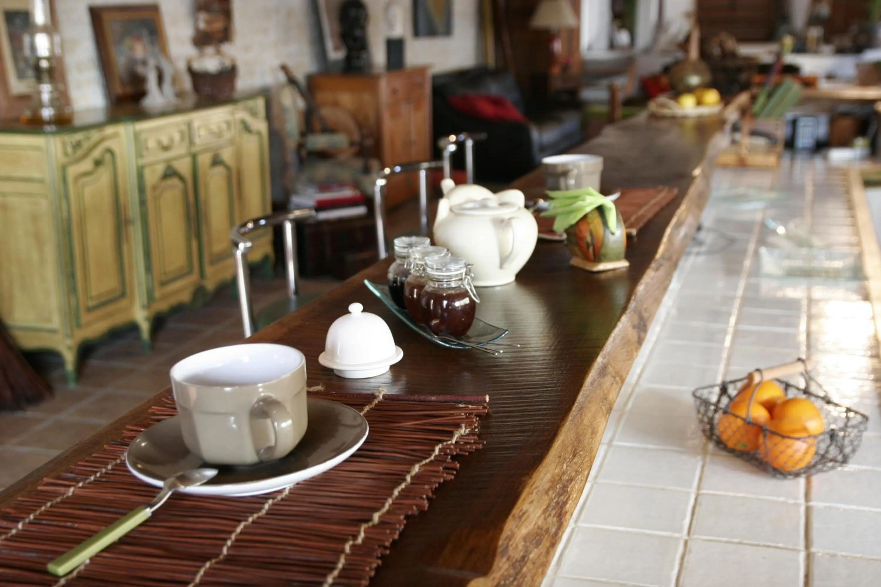 Breakfast in Accacia Home